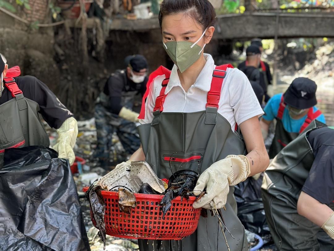 Thùy Tiên chứng minh sức hút qua chi tiết này, bao nàng hậu khét tiếng 'chỉ biết ước' 5 Thùy Tiên chứng minh sức hút qua chi tiết này, bao nàng hậu khét tiếng 'chỉ biết ước' 5
