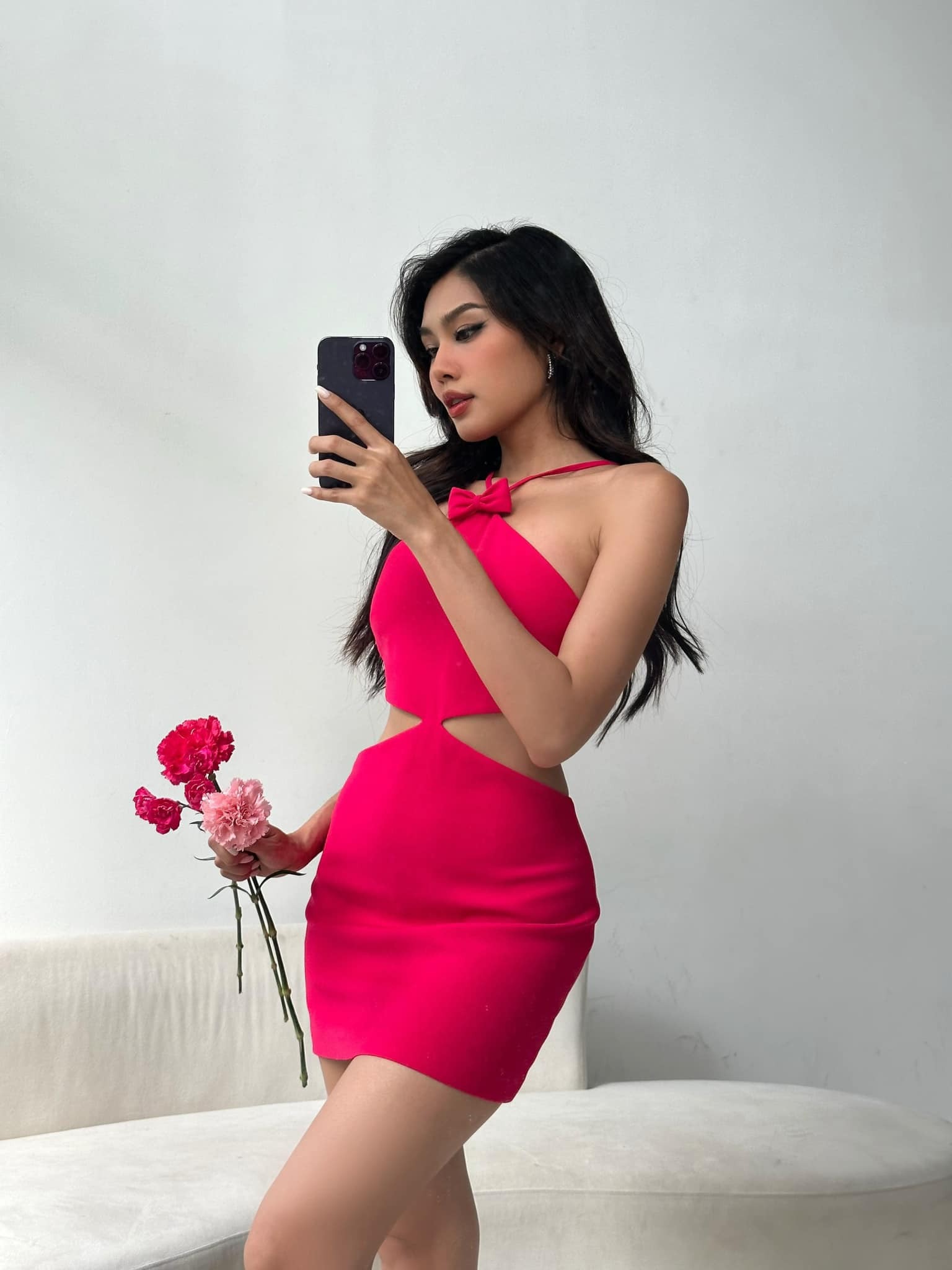 Thảo Nhi Lê chăm khoe vòng eo 0% mỡ thừa, fan tiếc nuối: 'Khét vậy mà mất suất thi Miss Universe' 7 Thảo Nhi Lê chăm khoe vòng eo 0% mỡ thừa, fan tiếc nuối: 'Khét vậy mà mất suất thi Miss Universe' 7