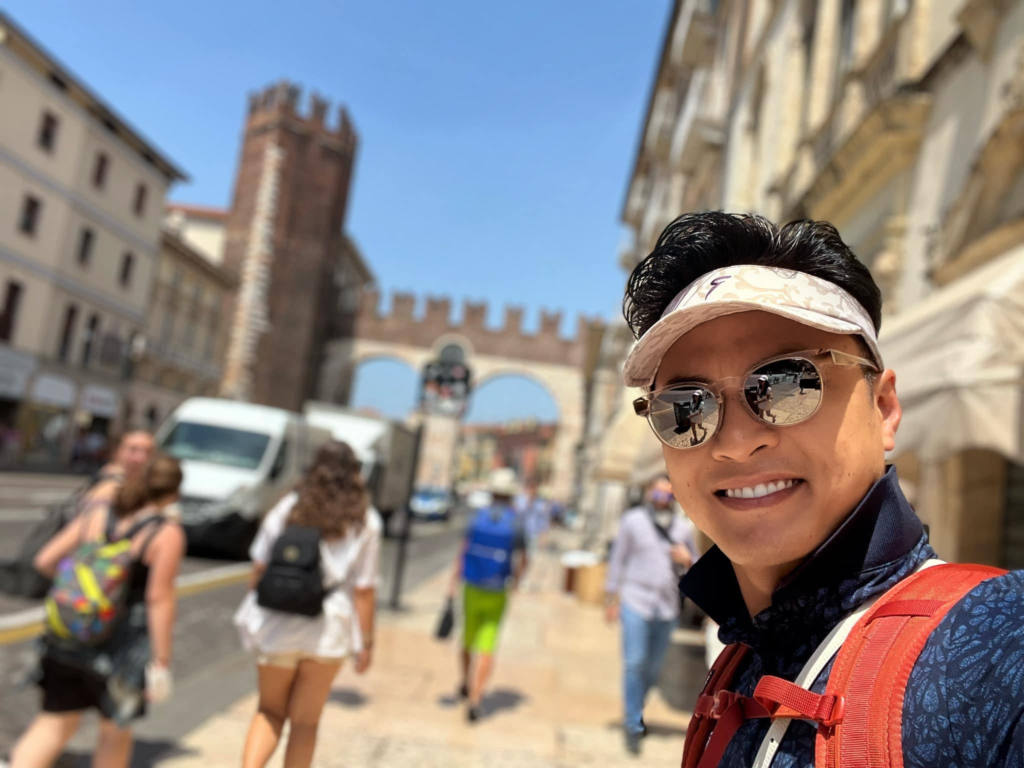 Những ồn ào gắn với Hồng Đăng khi ở Tây Ban Nha liên quan đến golf, song anh khi về nước anh vẫn theo đuổi đam mê