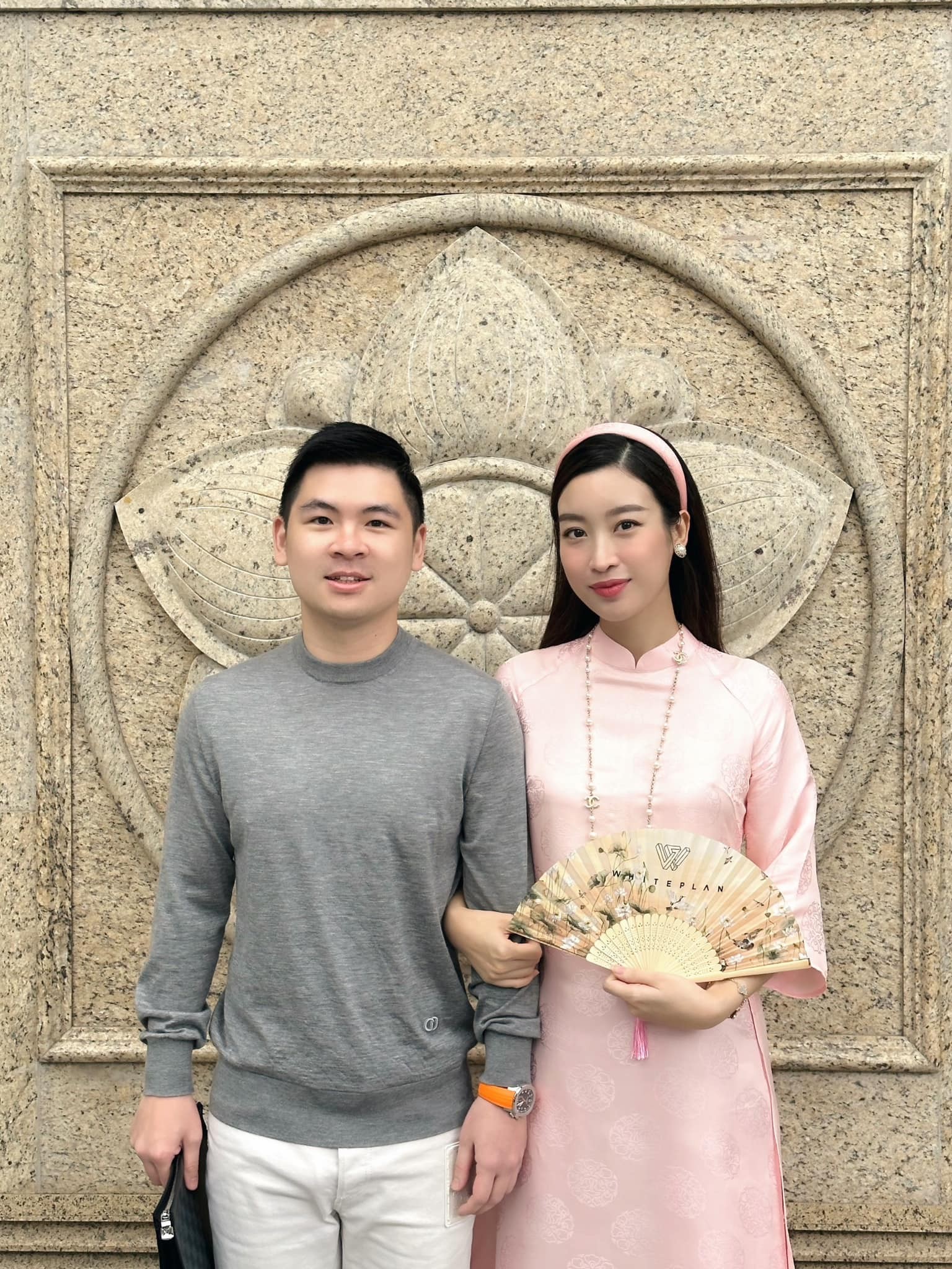 Đỗ Mỹ Linh dạo gần đây 'kết thân' với đồ rộng: Dân mạng chắc nịch 1 điều! 7 Đỗ Mỹ Linh dạo gần đây 'kết thân' với đồ rộng: Dân mạng chắc nịch 1 điều! 7