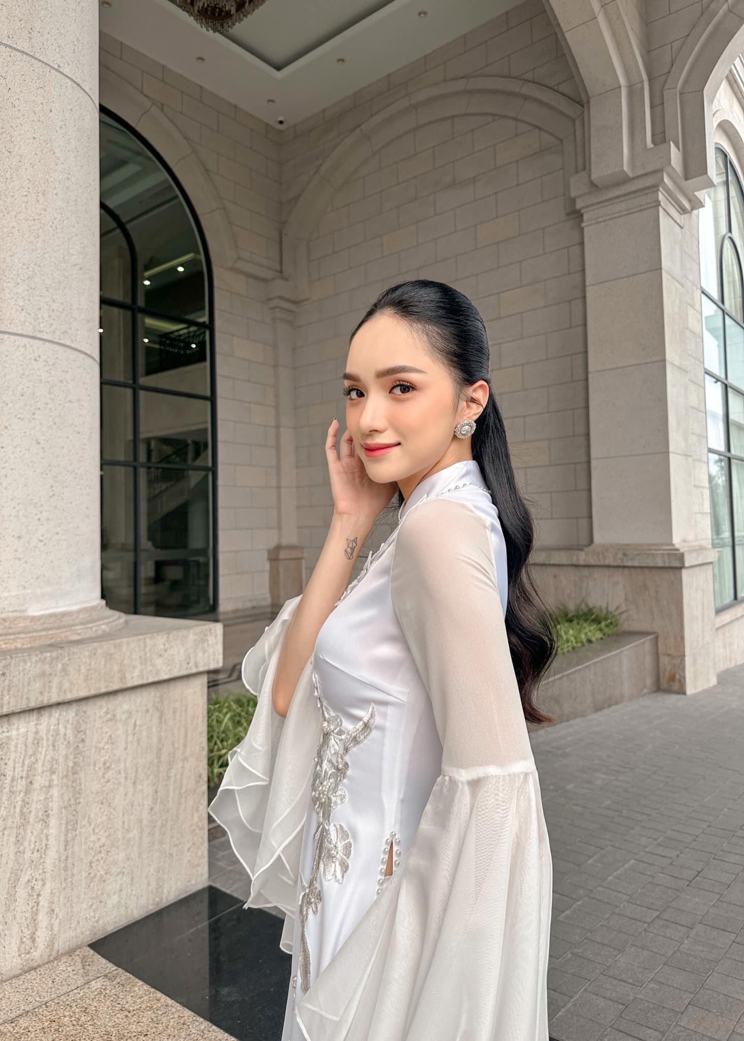 Giữa thời điểm ồn ào, có thể thấy Hoa hậu chuyển giới quốc tế 2018 vẫn duy trì thần sắc ổn định