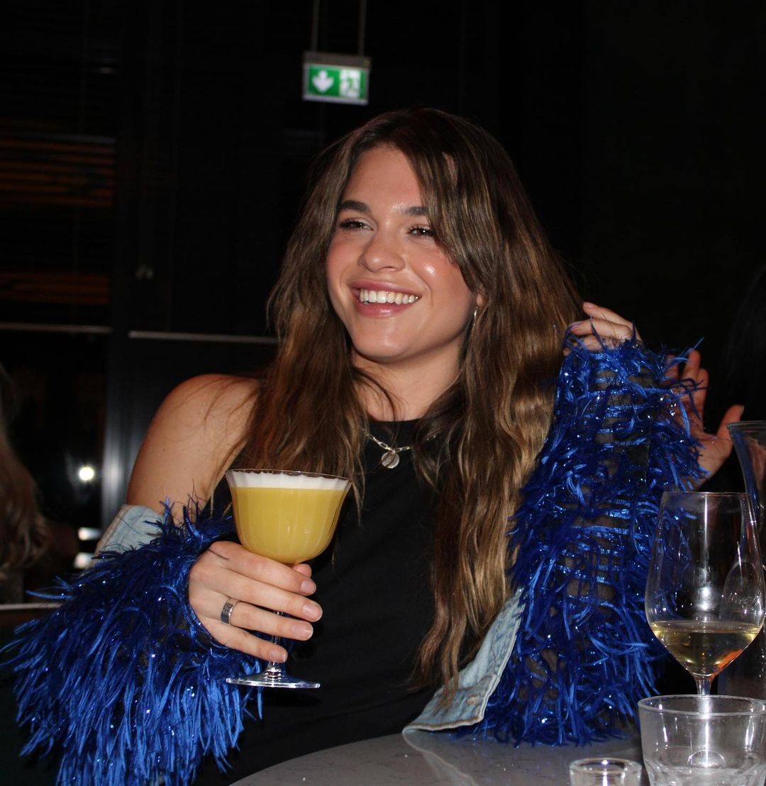 1 Hoa hậu bị fan sắc đẹp đòi tước danh hiệu, lý do gây bùng nổ tranh cãi  - Ảnh 3