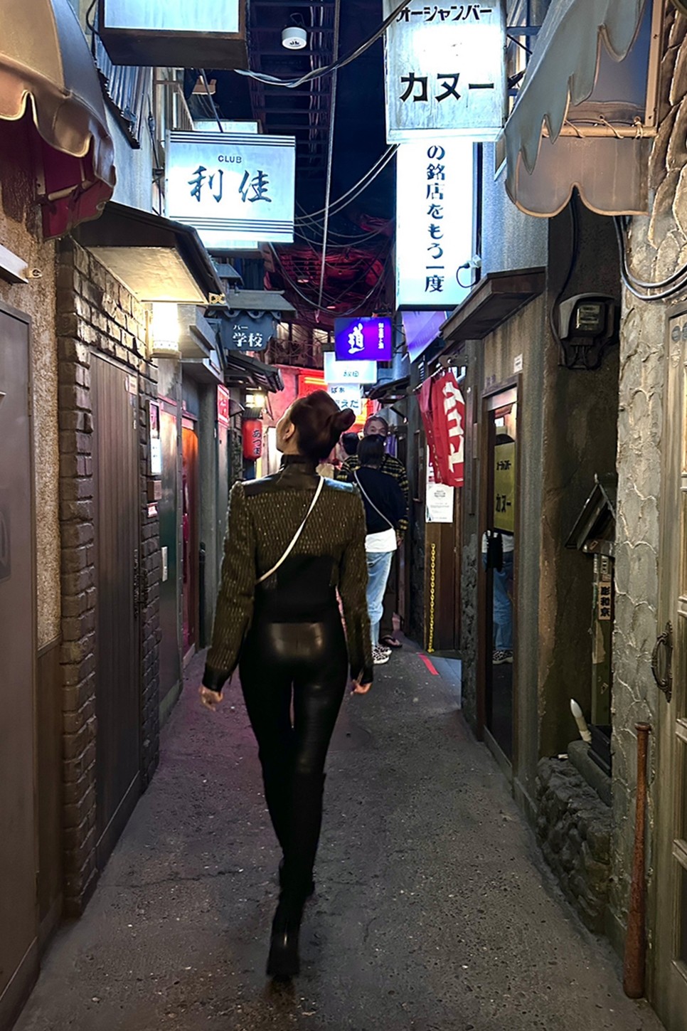 Phương Oanh có những bản phối tôn dáng đỉnh