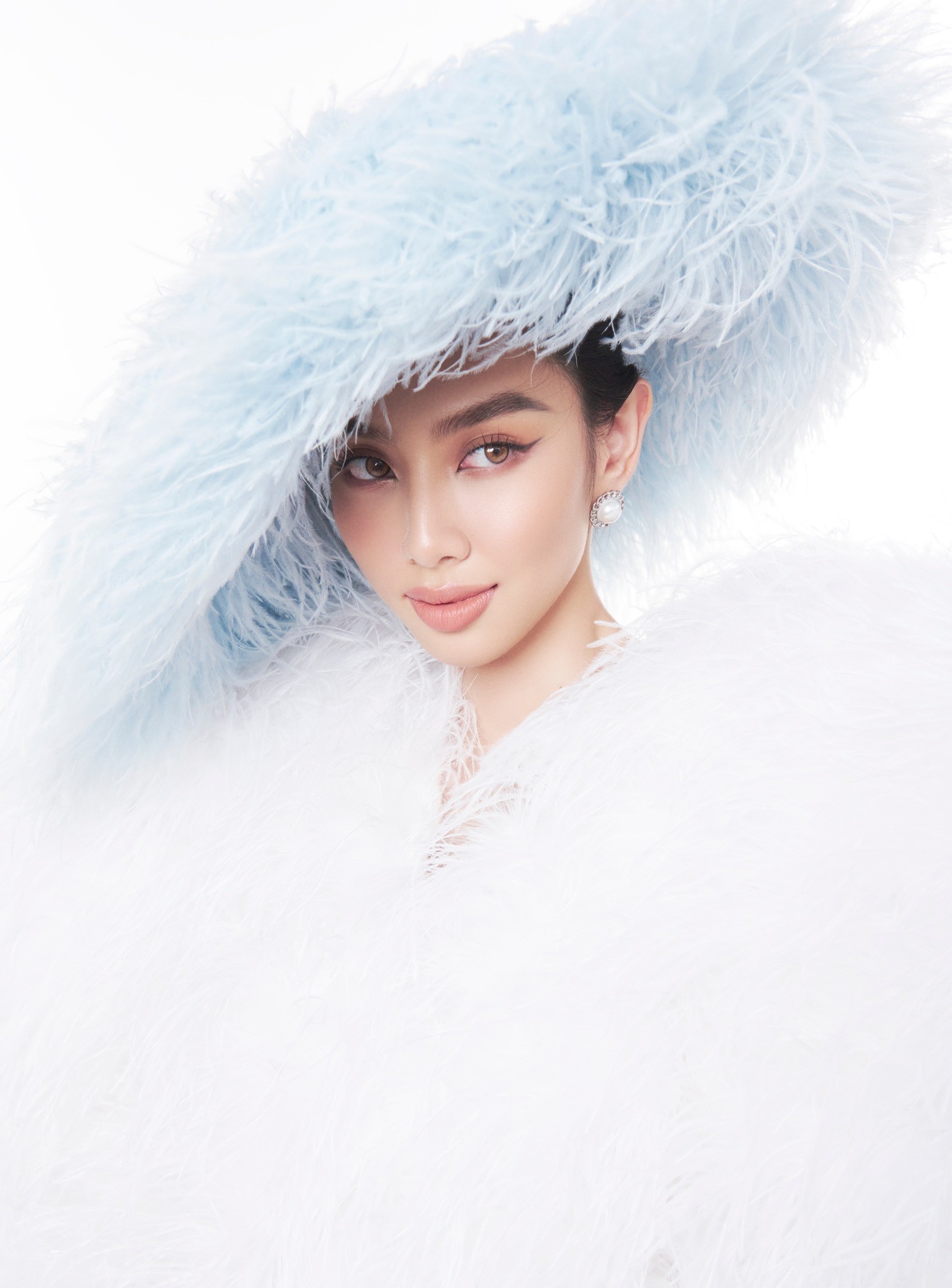 Miss Grand Thailand 2023: Lộ diện người đẹp gốc Việt được kỳ vọng sẽ 'làm nên lịch sử' như Thùy Tiên 7 Miss Grand Thailand 2023: Lộ diện người đẹp gốc Việt được kỳ vọng sẽ 'làm nên lịch sử' như Thùy Tiên 7