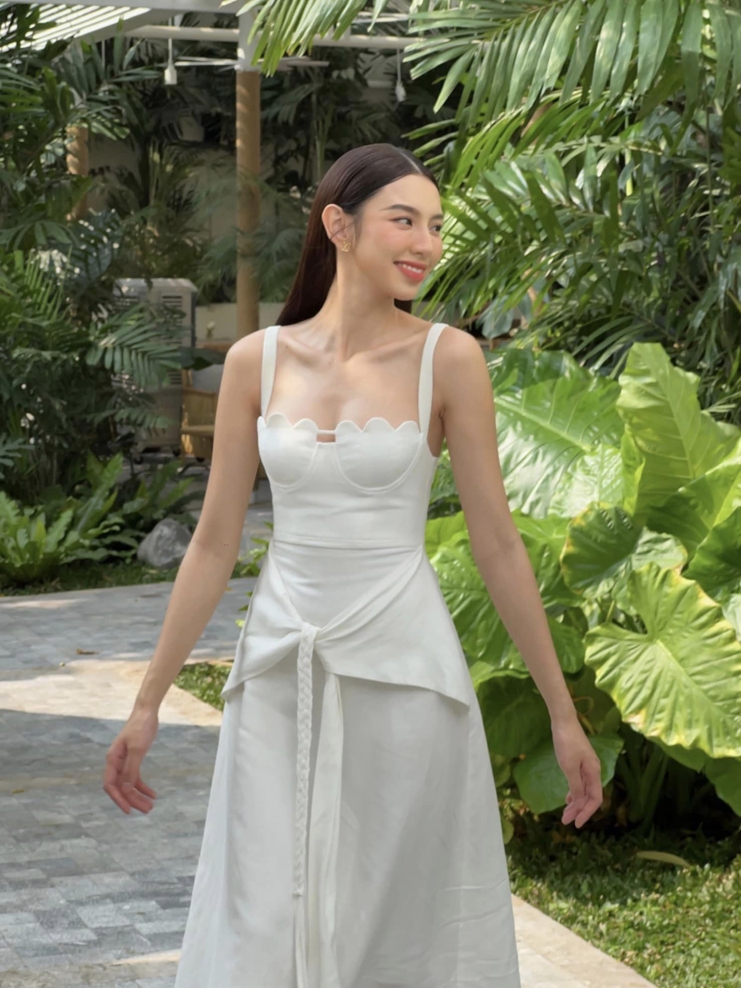 Video: Thùy Tiên khoe visual trong veo như 'sương sớm', tuyệt sắc giai nhân khiến CDM xao xuyến - Ảnh 3