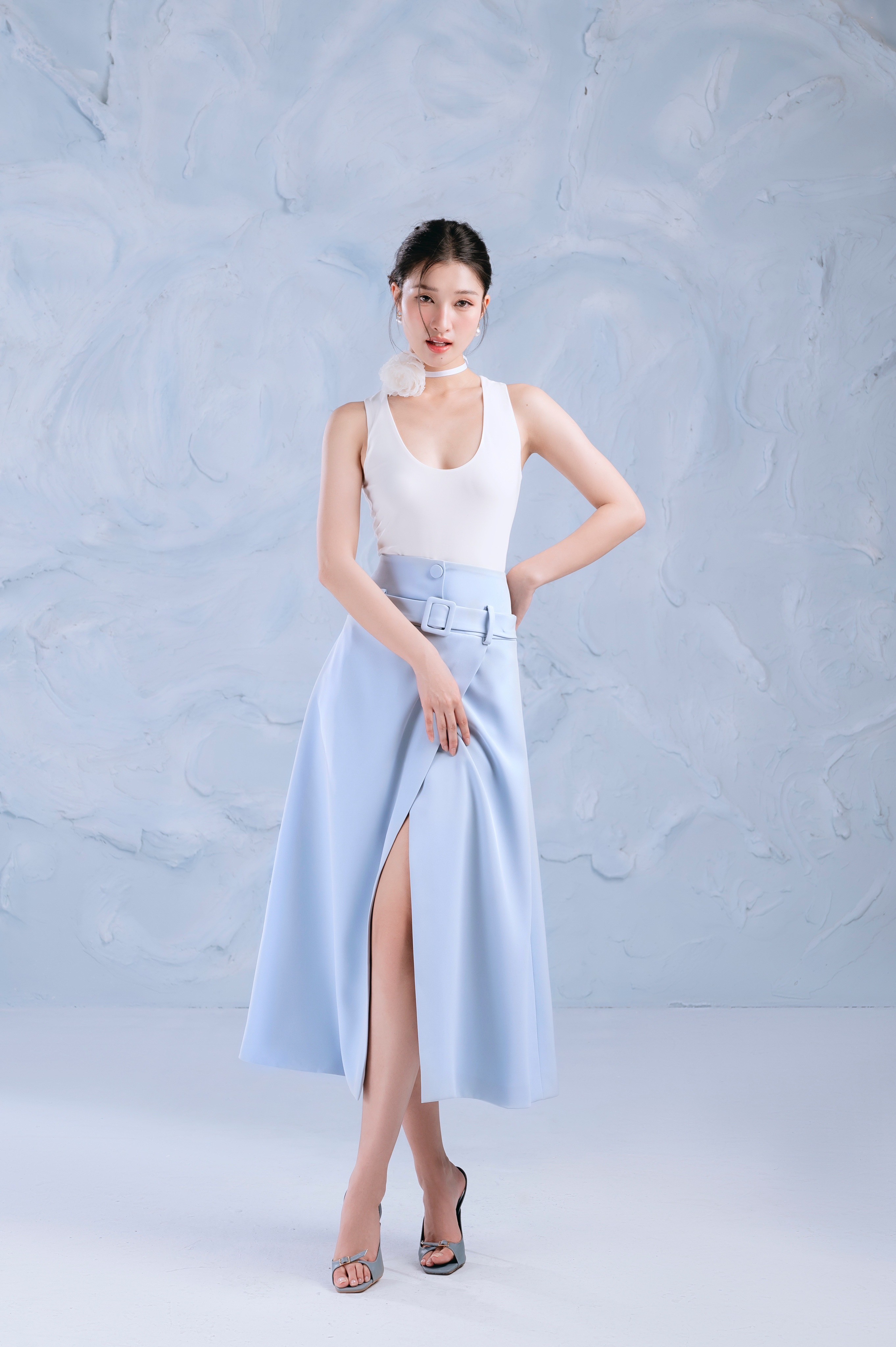 Video: Phương Nhi khoe visual nàng thơ, đẹp như 'xé sách bước ra' khiến bao người mê đắm 4 Video: Phương Nhi khoe visual nàng thơ, đẹp như 'xé sách bước ra' khiến bao người mê đắm 4