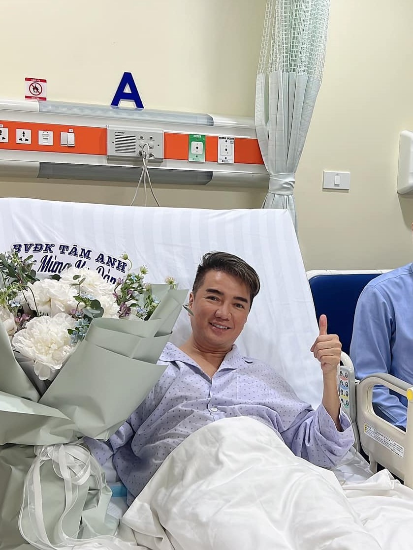 Đàm Vĩnh Hưng thông báo hủy show sau nhập viện: Tình hình sức khỏe hiện tại thế nào? 1 Đàm Vĩnh Hưng thông báo hủy show sau nhập viện: Tình hình sức khỏe hiện tại thế nào? 1