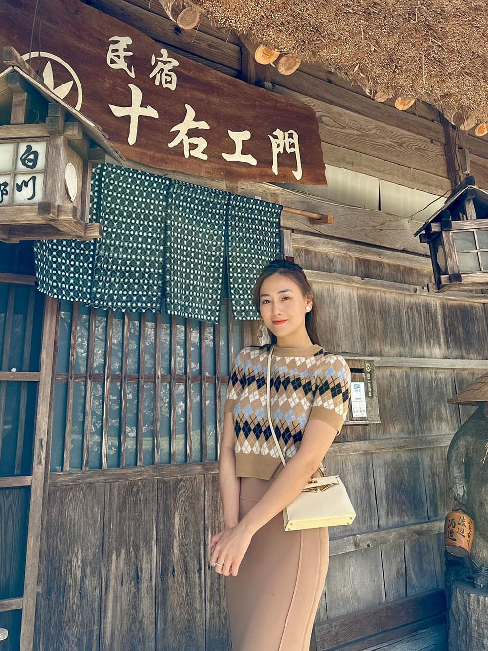 Túi Hermes Kelly có giá trên 200 triệu đồng