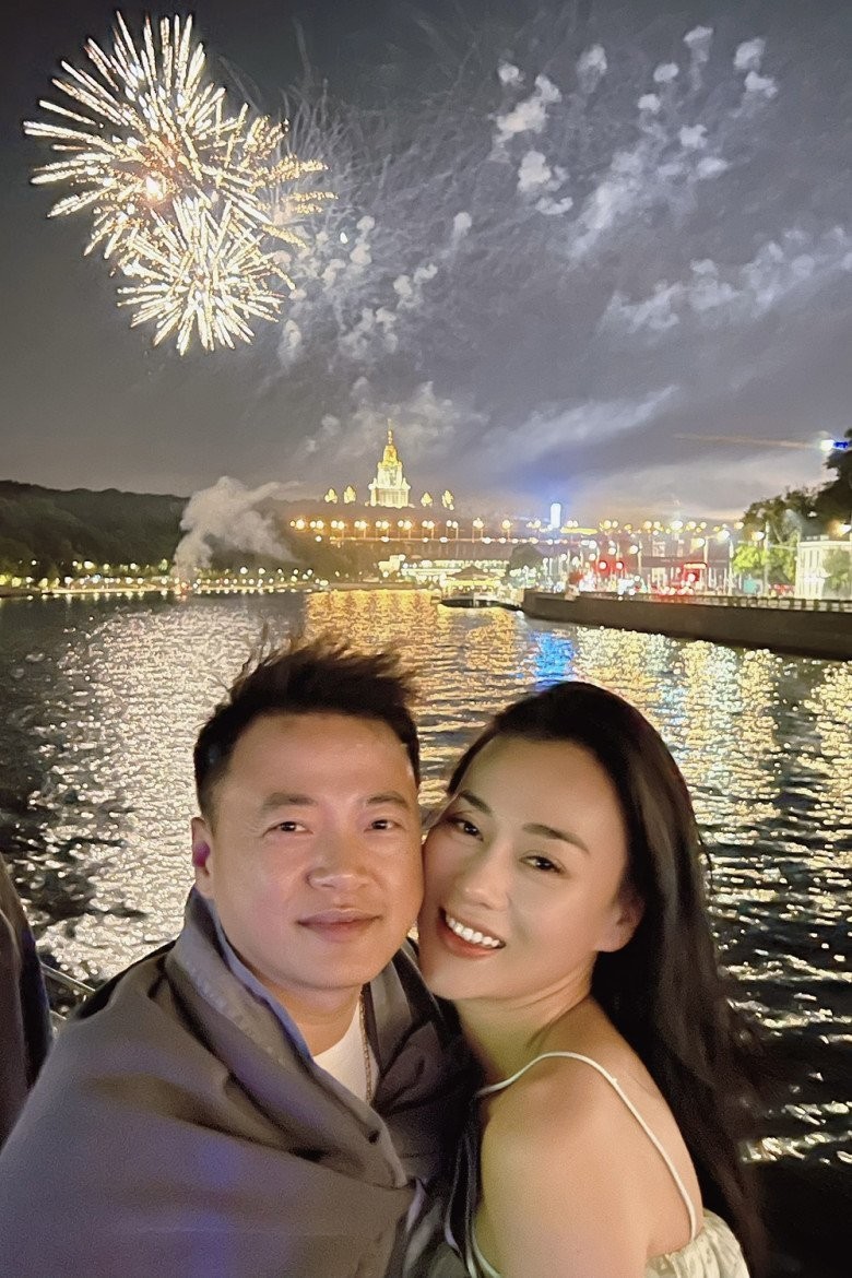 Phương Oanh khoe khí chất chuẩn tổng tài, nhưng dòng trạng thái mới gây chú ý 6 Phương Oanh khoe khí chất chuẩn tổng tài, nhưng dòng trạng thái mới gây chú ý 6
