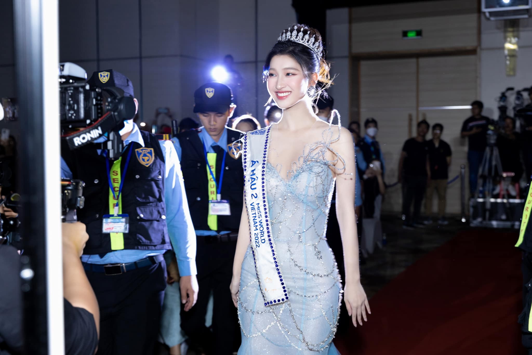 Phương Nhi được cộng đồng fan sắc đẹp kỳ vọng sẽ làm nên lịch sử như Thùy Tiên