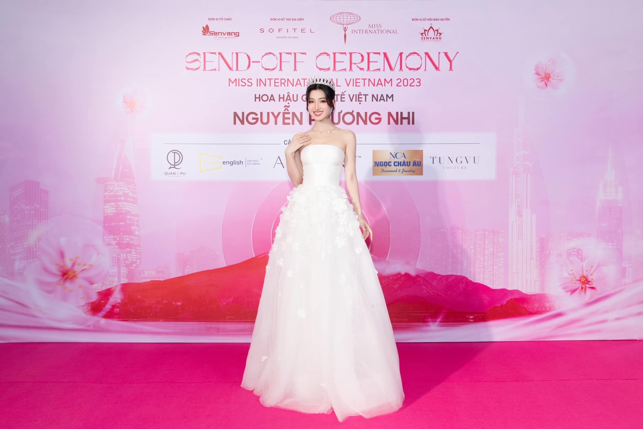 Phương Nhi rạng rỡ tại sự kiện họp báo công bố đại diện Việt Nam tham dự Hoa hậu Quốc tế 2023