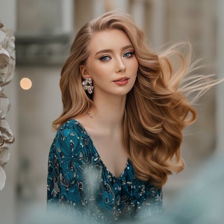 Ngoài lợi thế về ngoại hình, Jasmin Selberg còn hội tụ vẻ đẹp trí thức Ngoài lợi thế về ngoại hình, Jasmin Selberg còn hội tụ vẻ đẹp trí thức