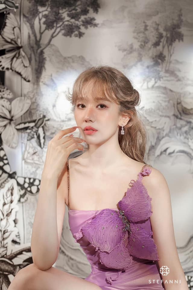 Hari Won là một trong những nghệ sĩ có sức ảnh hưởng hàng đầu Vbiz Hari Won là một trong những nghệ sĩ có sức ảnh hưởng hàng đầu Vbiz