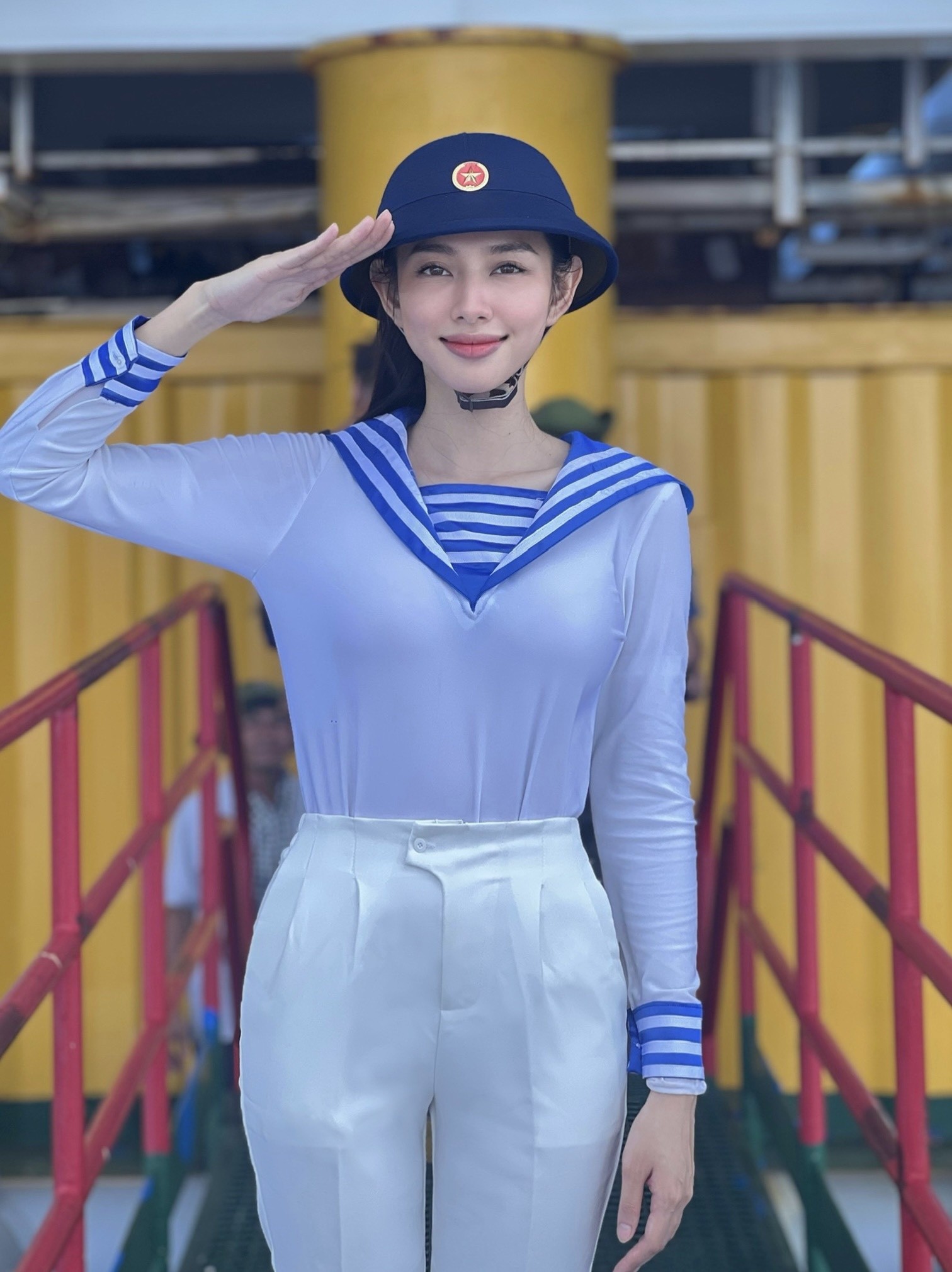 Thùy Tiên trong chuyến công tác tại quần đảo Trường Sa hồi tháng 4 vừa qua 