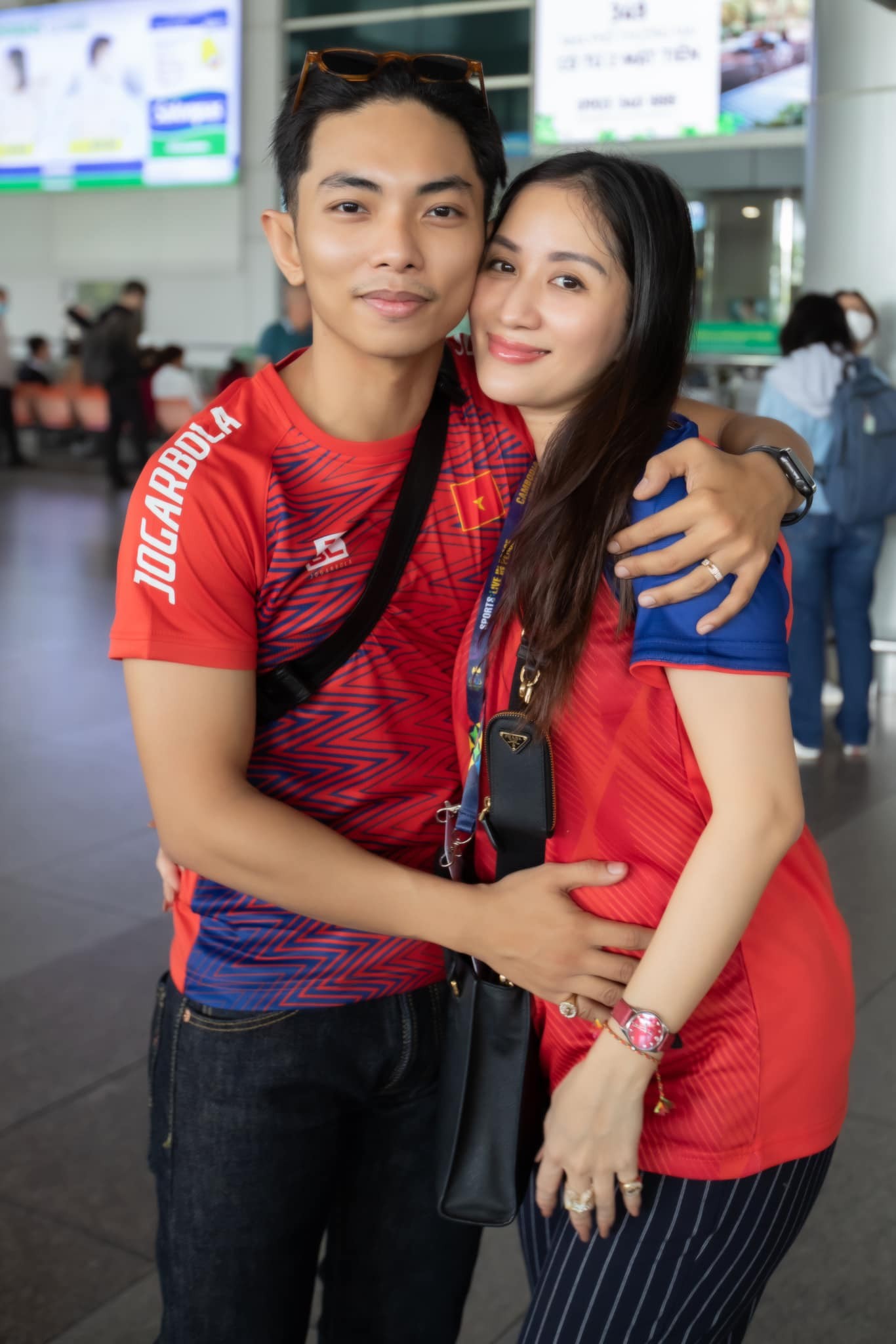 Khánh Thi đích thị mẹ bầu năng động, bụng vượt mặt vẫn đam mê nhảy nhót - Ảnh 1