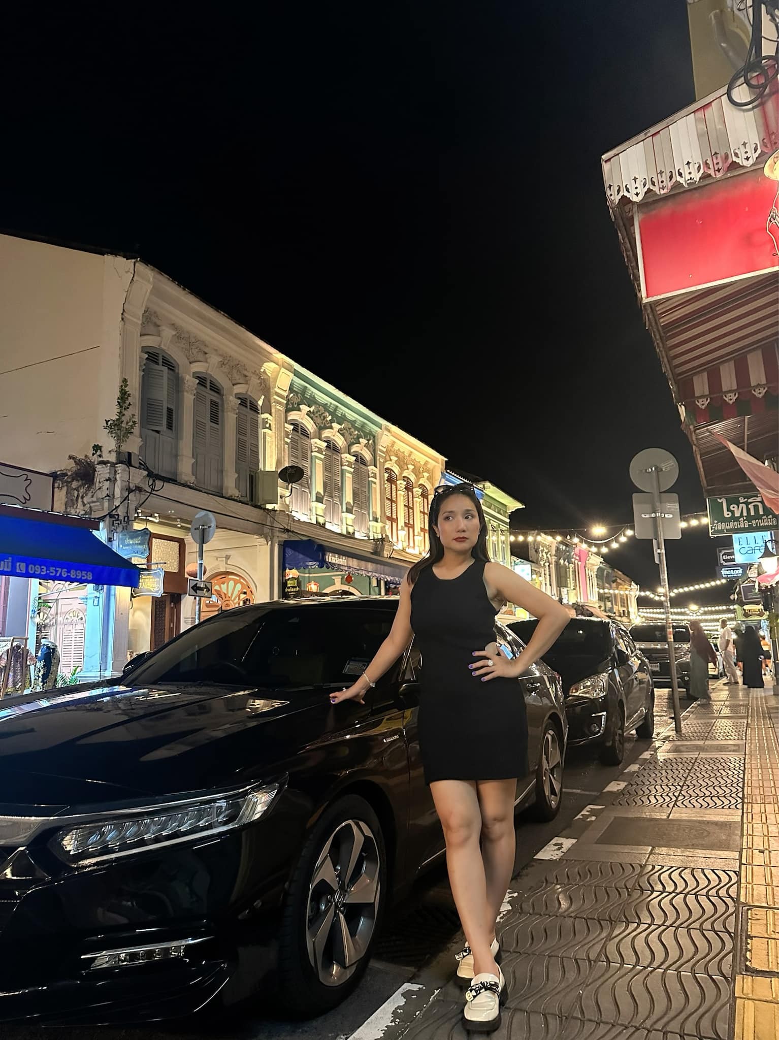 Cát Tường khoe trọn hình thể đẹp tựa gái son