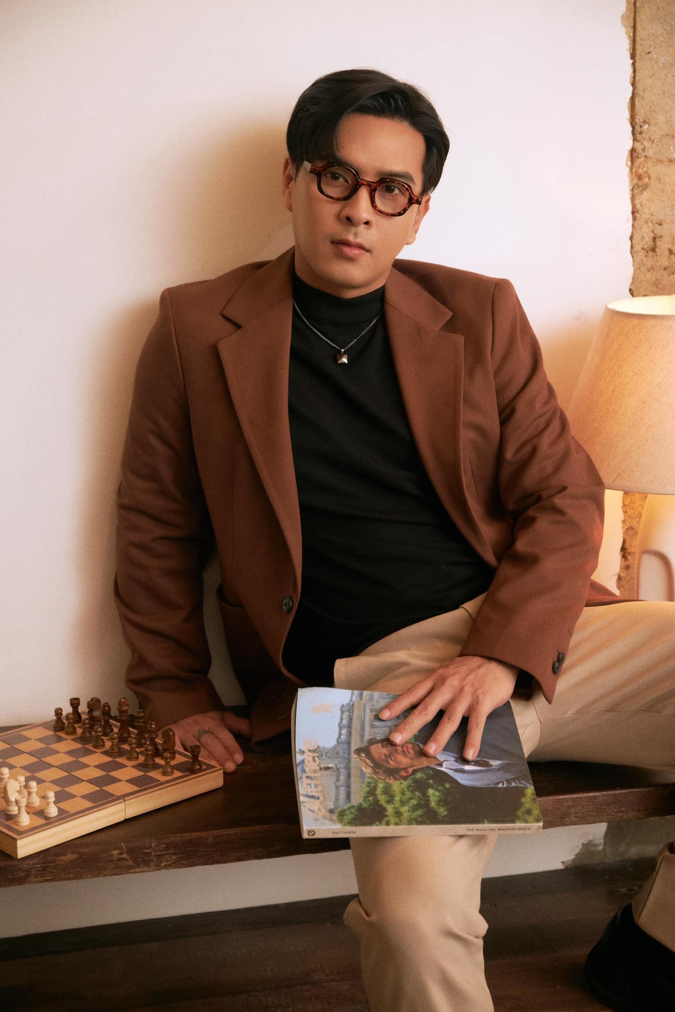 Ở giai đoạn đỉnh cao sự nghiệp, Hồ Quang Hiếu bất ngờ rút lui khỏi showbiz. Thông tin liên quan đến việc tình cảm khiến netizen không khỏi ngỡ ngàng