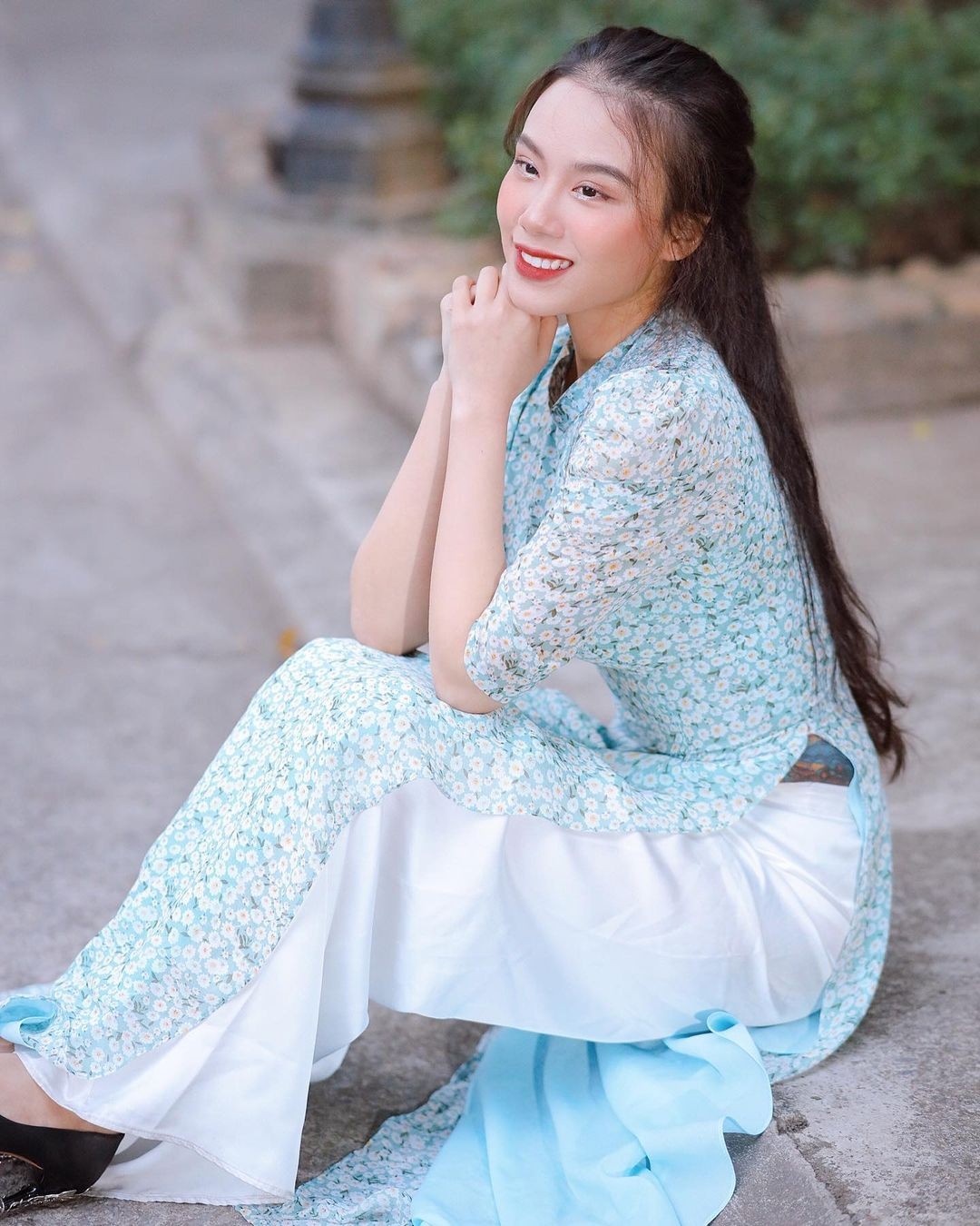 Linh Miu không ít lần tìm đến hình tượng nàng thơ nhẹ nhàng