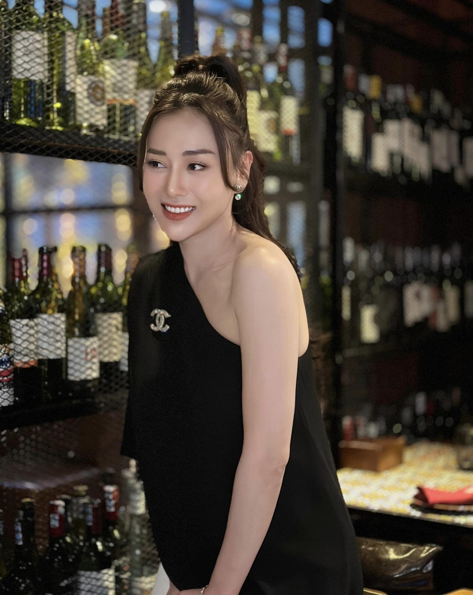Phương Oanh chính thức trở thành vợ của Shark Bình Phương Oanh chính thức trở thành vợ của Shark Bình