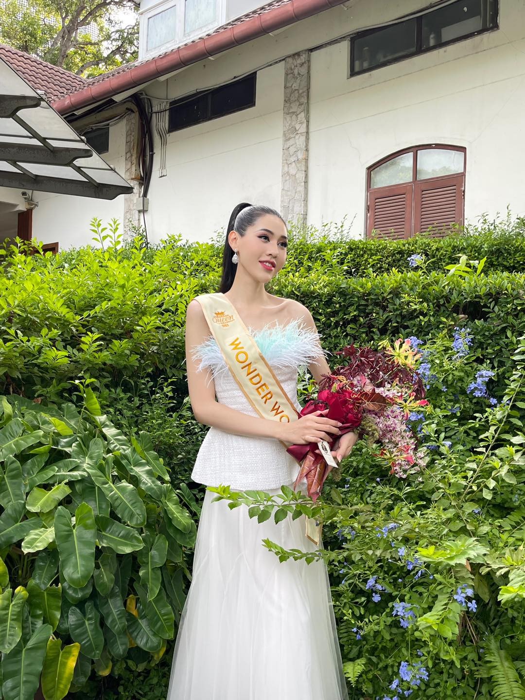 Dịu Thảo hy vọng cánh cửa này khép lại thì sẽ có cánh cửa khác mở ra Dịu Thảo hy vọng cánh cửa này khép lại thì sẽ có cánh cửa khác mở ra