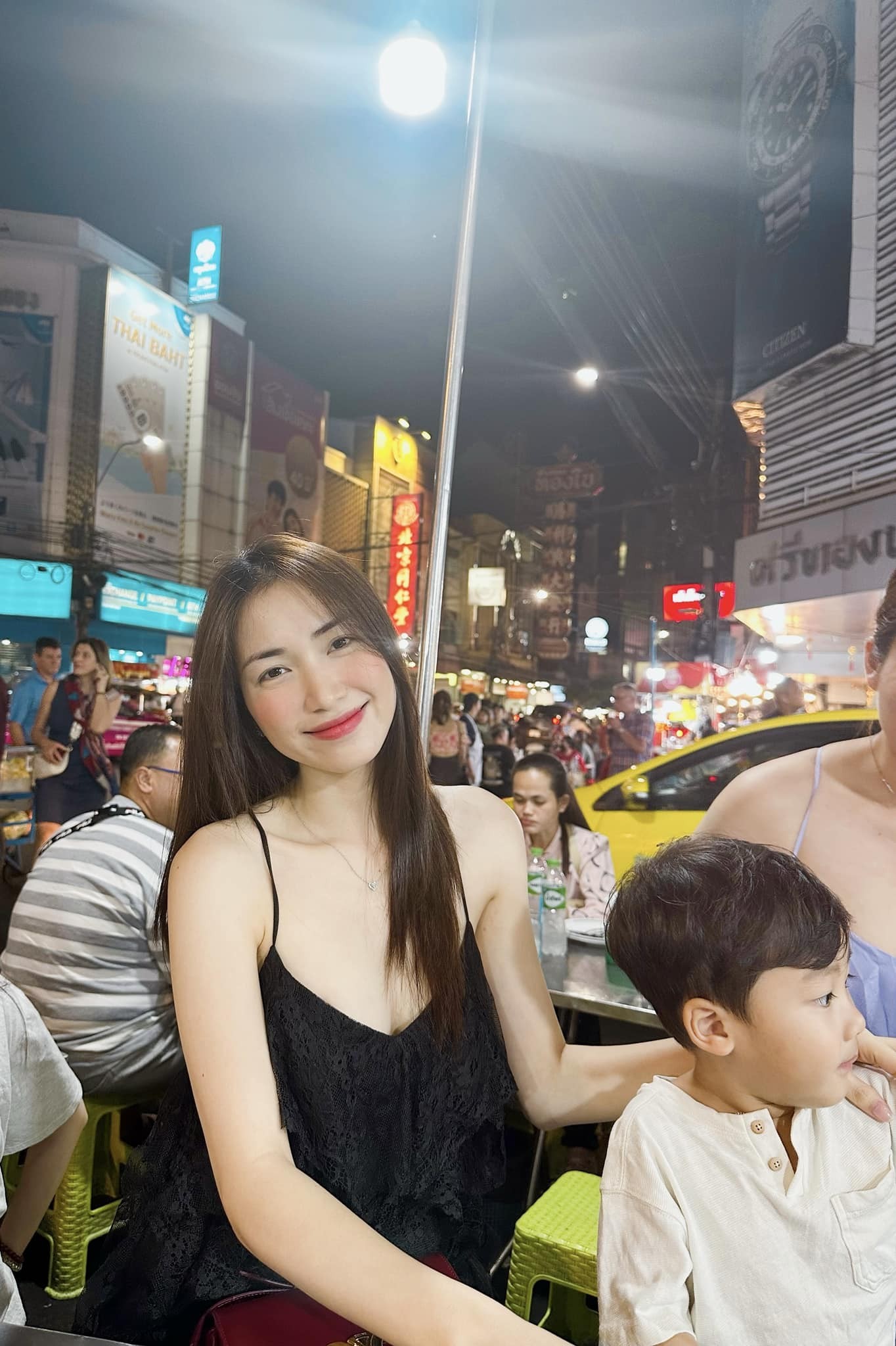 Hòa Minzy được khen ngợi vì cách nuôi dạy con khéo léo, khoa học Hòa Minzy được khen ngợi vì cách nuôi dạy con khéo léo, khoa học