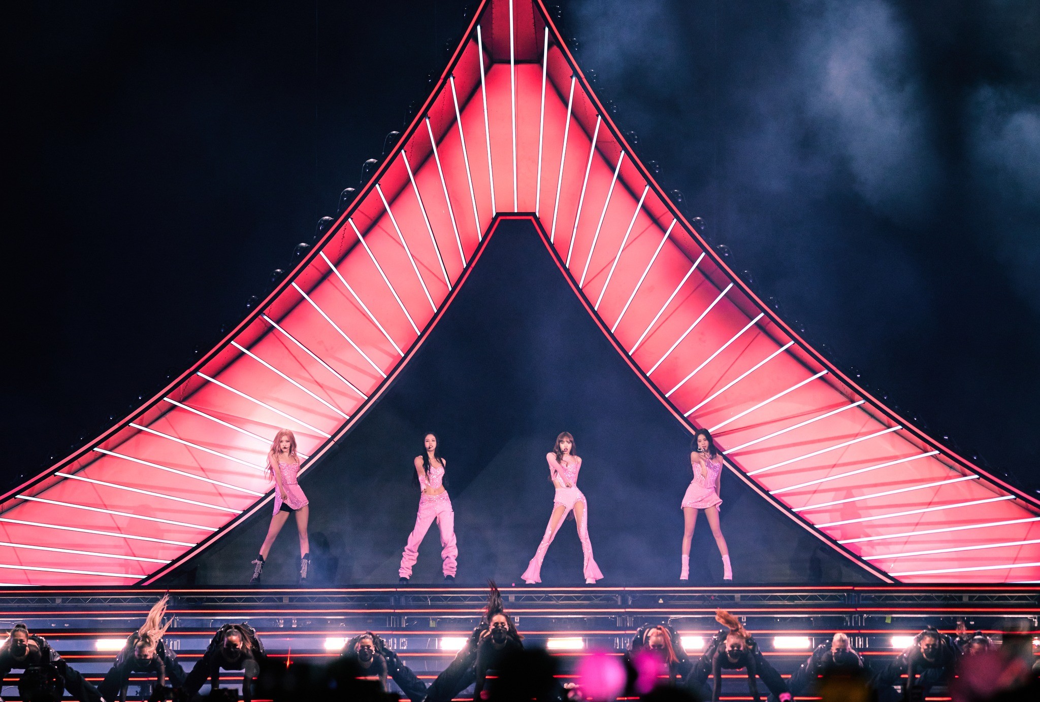 Chi tiền khủng để săn vé concert Blackpink, nhưng bỏ qua thông tin này thì sự nghiệp 'đu idol' khó thành - Ảnh 3 Chi tiền khủng để săn vé concert Blackpink, nhưng bỏ qua thông tin này thì sự nghiệp 'đu idol' khó thành - Ảnh 3