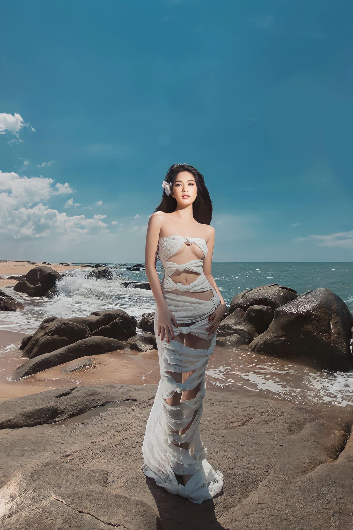 Ngọc Trinh phô dáng đỉnh, tập khủng cỡ này bảo sao sắc vóc đẹp như tạc tượng - Ảnh 2