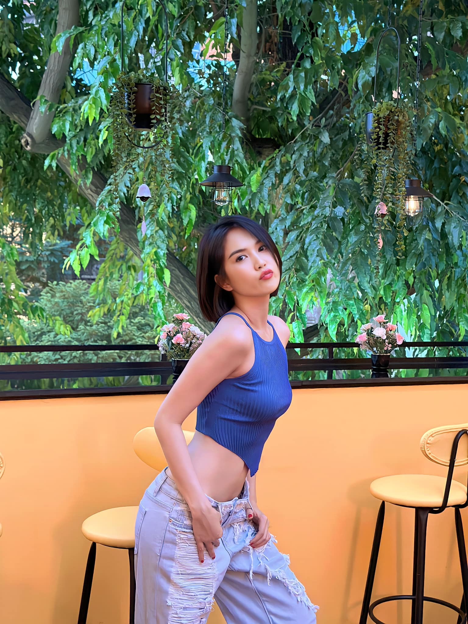 Ngọc Trinh phô dáng đỉnh, tập khủng cỡ này bảo sao sắc vóc đẹp như tạc tượng - Ảnh 1