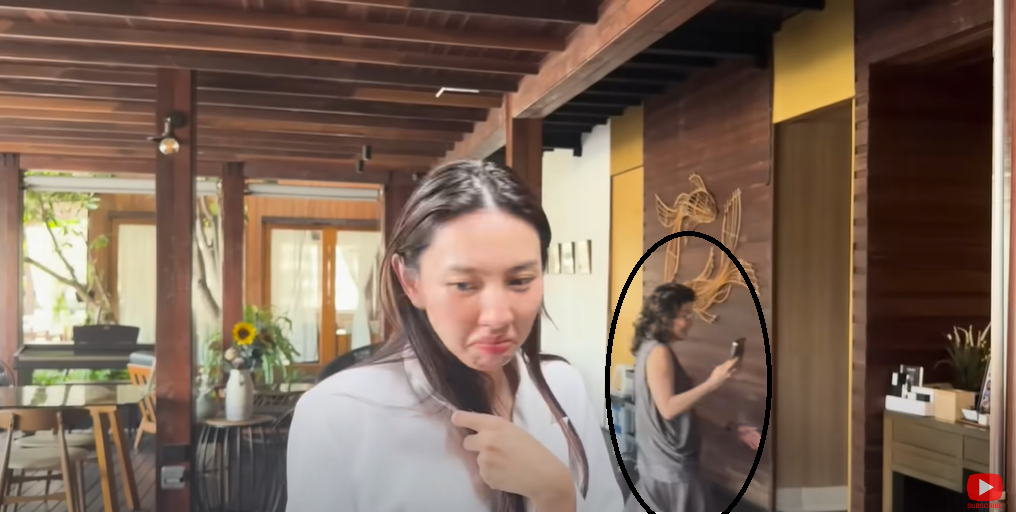 Thùy Tiên trở lại Thái Lan sau ồn ào với ông Nawat, CDM soi ra 1 nhân vật đặc biệt - Ảnh 1 Thùy Tiên trở lại Thái Lan sau ồn ào với ông Nawat, CDM soi ra 1 nhân vật đặc biệt - Ảnh 1