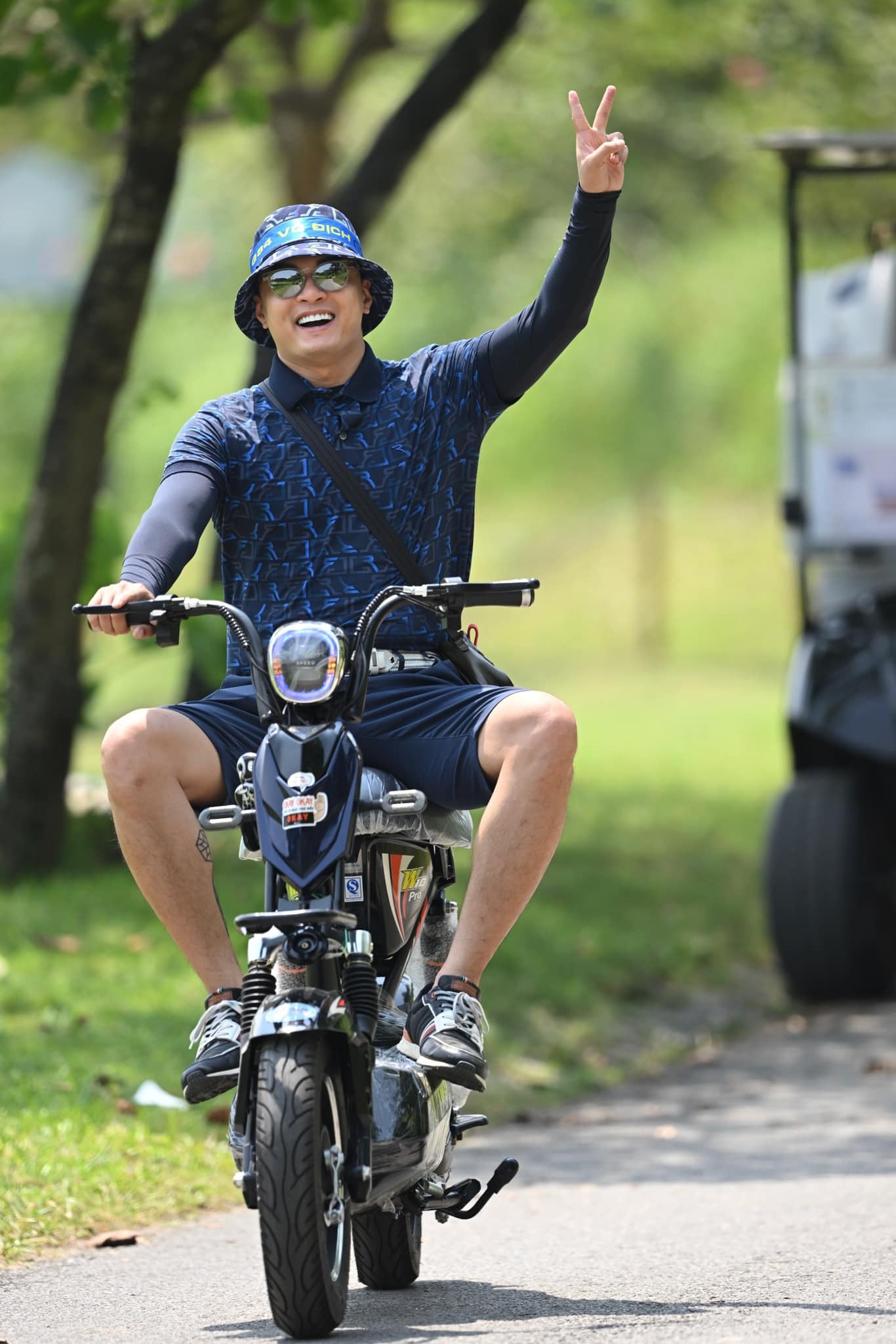 Sau hàng loạt ồn ào, Hồng Đăng đã cân bằng lại cuộc sống