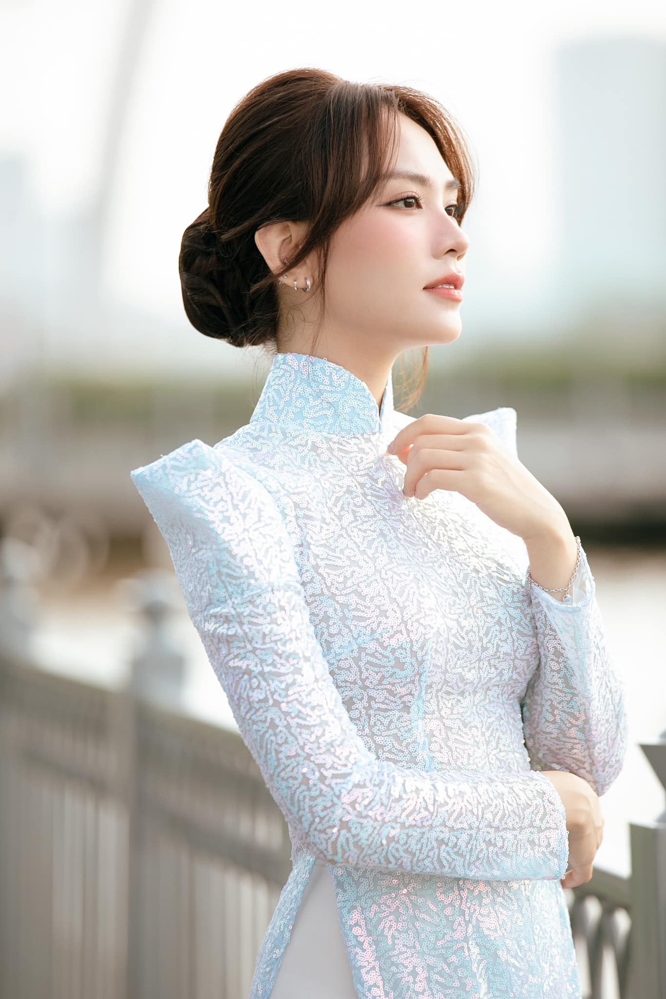 Mai Phương được khen nền nã, mang đậm hình ảnh của người phụ nữ Việt hiện đại