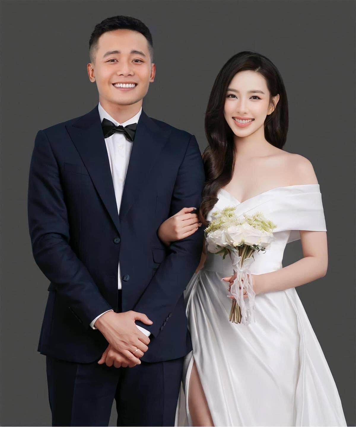 Khoảnh khắc Thùy Tiên tỏ rõ thái độ khi liên tục bị trêu với Quang Linh - Ảnh 4 Khoảnh khắc Thùy Tiên tỏ rõ thái độ khi liên tục bị trêu với Quang Linh - Ảnh 4