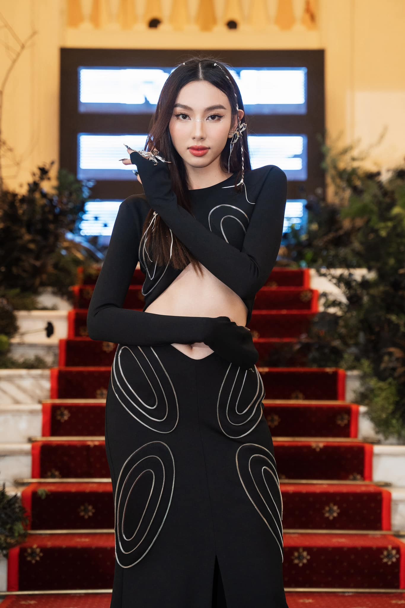 Thùy Tiên mỗi khi xuất hiện đều gây sốt