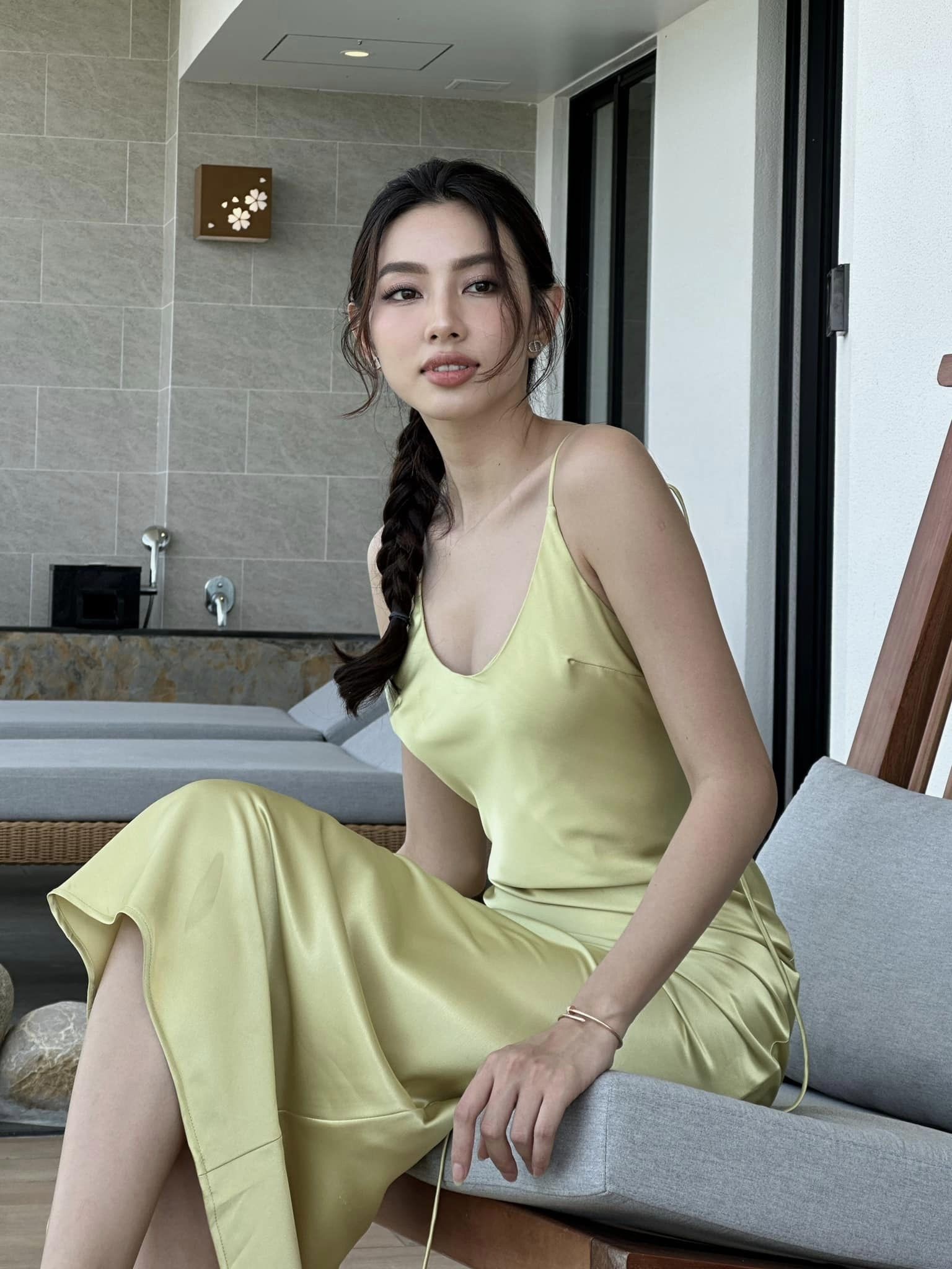 Thùy Tiên chia sẻ hình ảnh chụp tại một khu nghỉ dưỡng ở Đà Nẵng Thùy Tiên chia sẻ hình ảnh chụp tại một khu nghỉ dưỡng ở Đà Nẵng