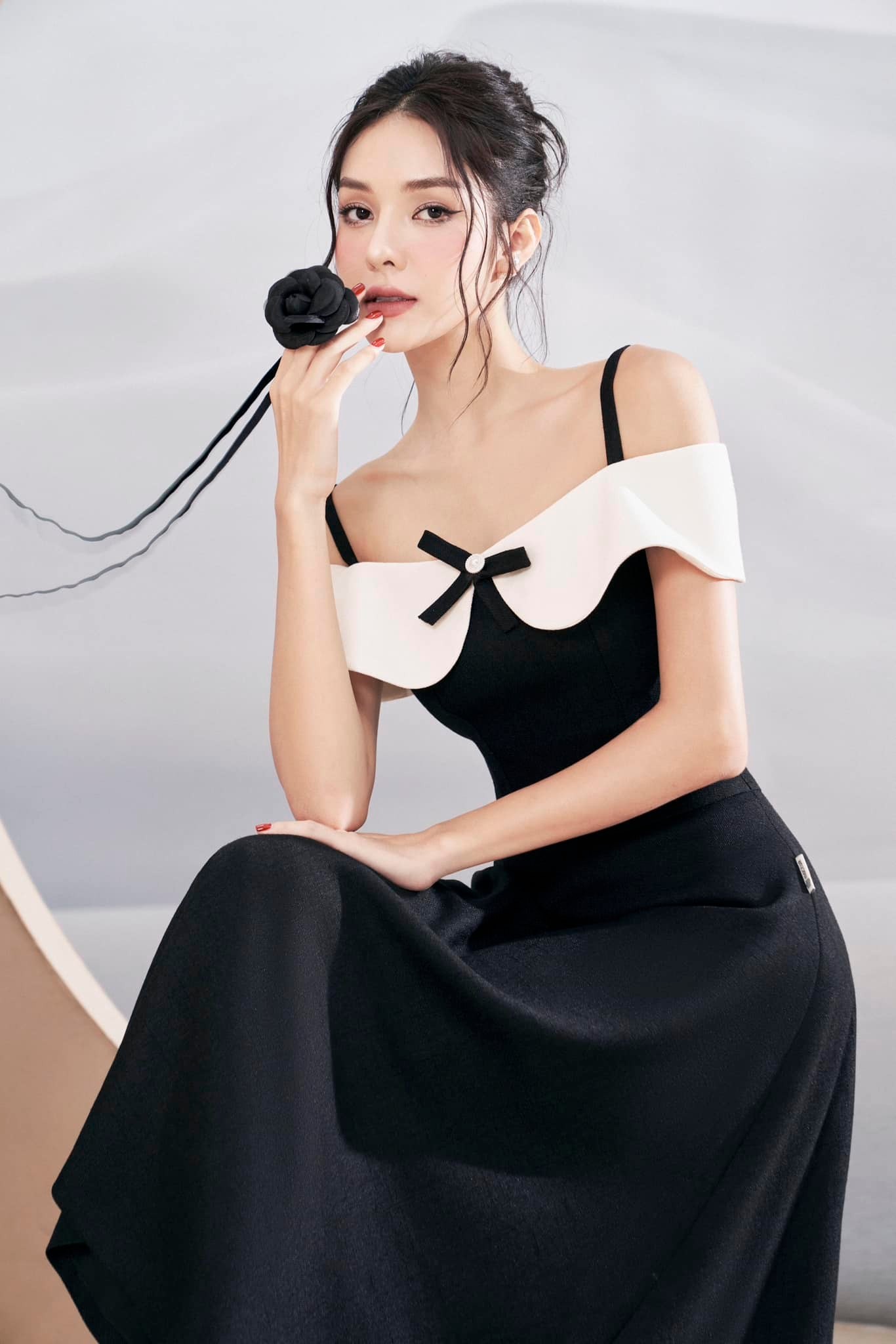 Theo Hồng Hạnh sự yêu thương, giúp đỡ của mọi người là động lực để cô cố gắng hoàn thiện bản thân từng ngày Theo Hồng Hạnh sự yêu thương, giúp đỡ của mọi người là động lực để cô cố gắng hoàn thiện bản thân từng ngày