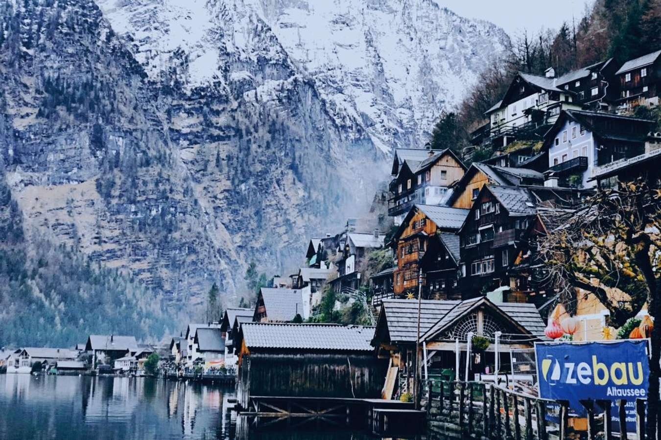 Hallstatt ở Áo mang trong mình vẻ đẹp cổ kính, hùng vĩ Hallstatt ở Áo mang trong mình vẻ đẹp cổ kính, hùng vĩ