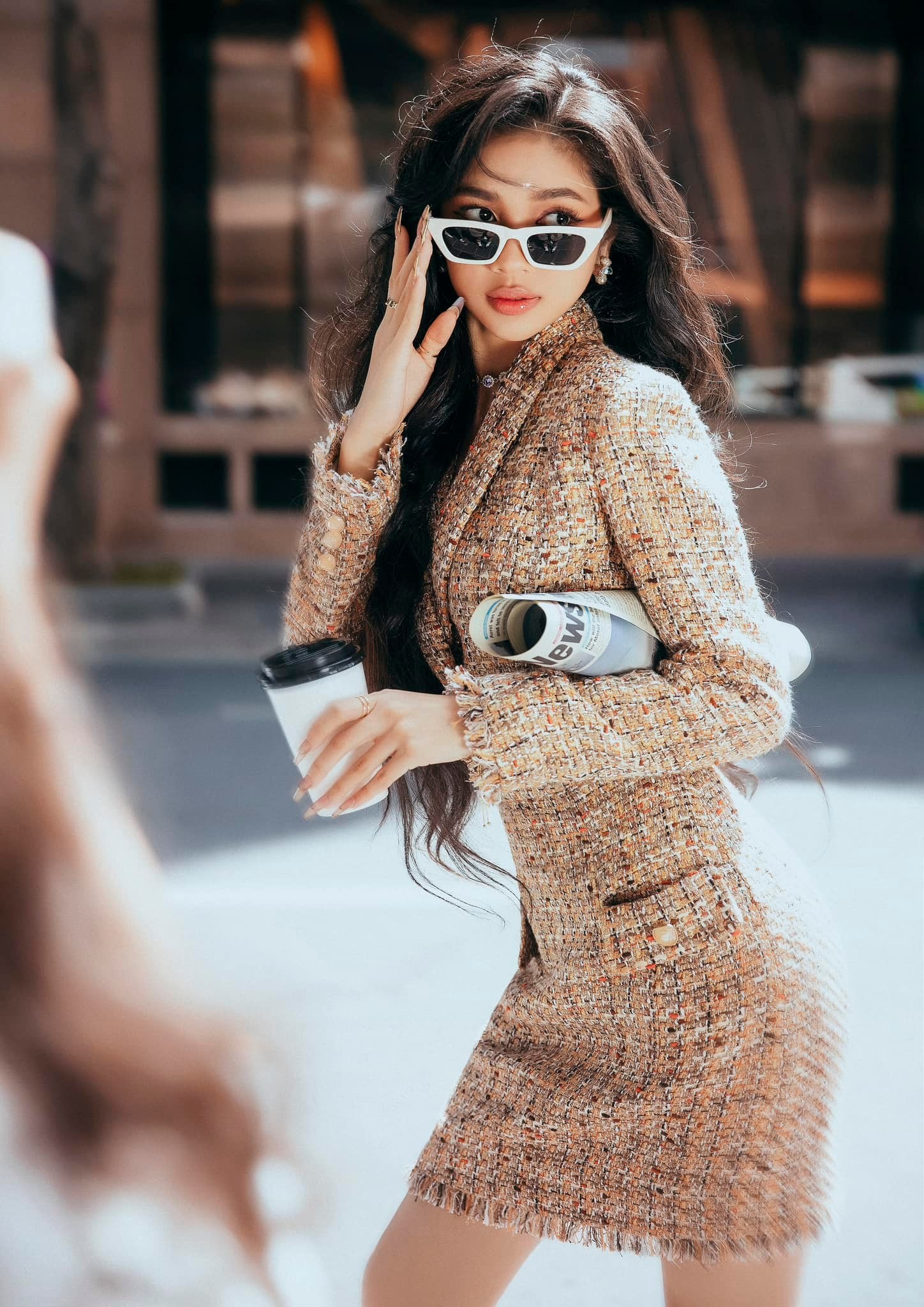 Minh Kiên đảm nhận vai trò nàng thơ của Lê Thanh Hòa trong bộ sưu tập thời trang mới