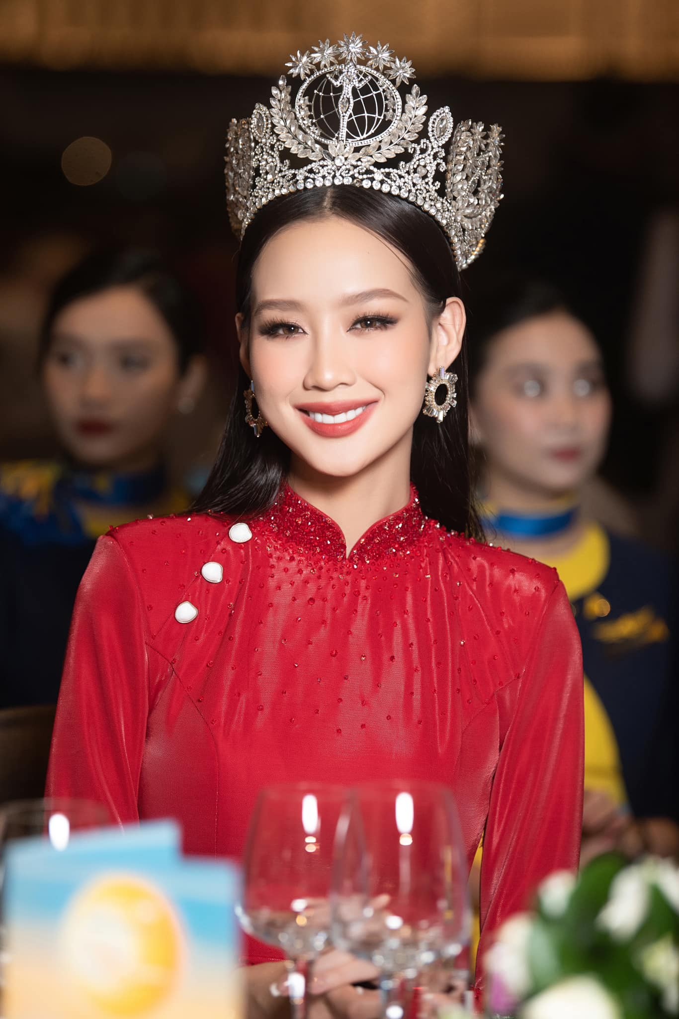 Bảo Ngọc nhận định không nên có áp lực đồng trang lứa vì mỗi người có hành trình khác nhau