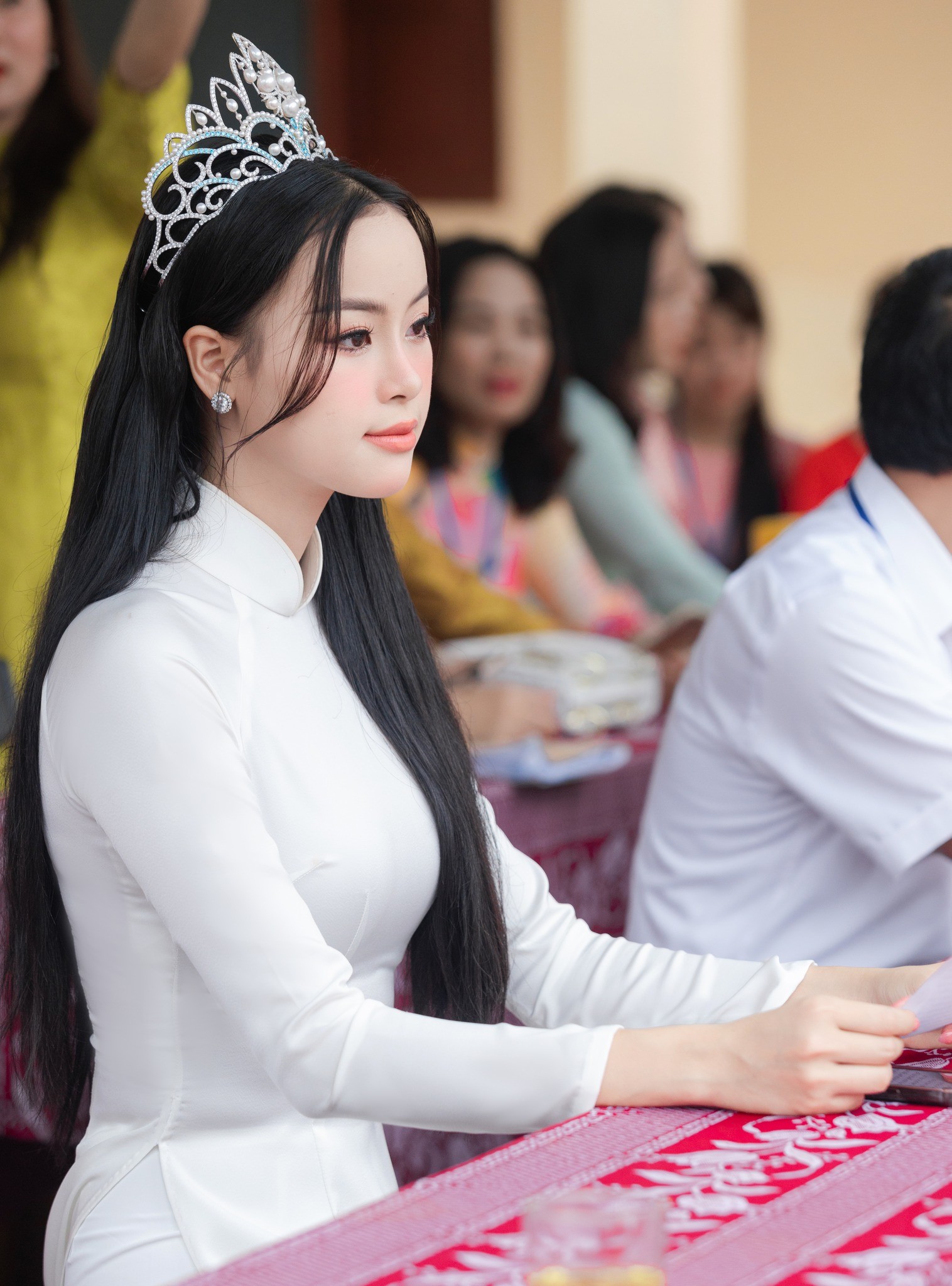 Vắng bóng bao lâu, Đào Thị Hiền trở lại nhiệm kỳ với hành động ghi điểm