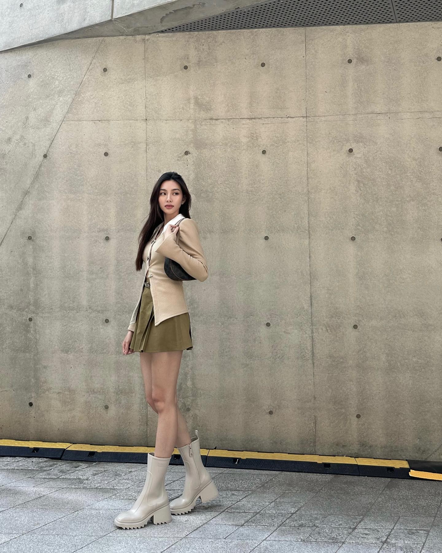 Thùy Tiên chuộng váy kiệm vải