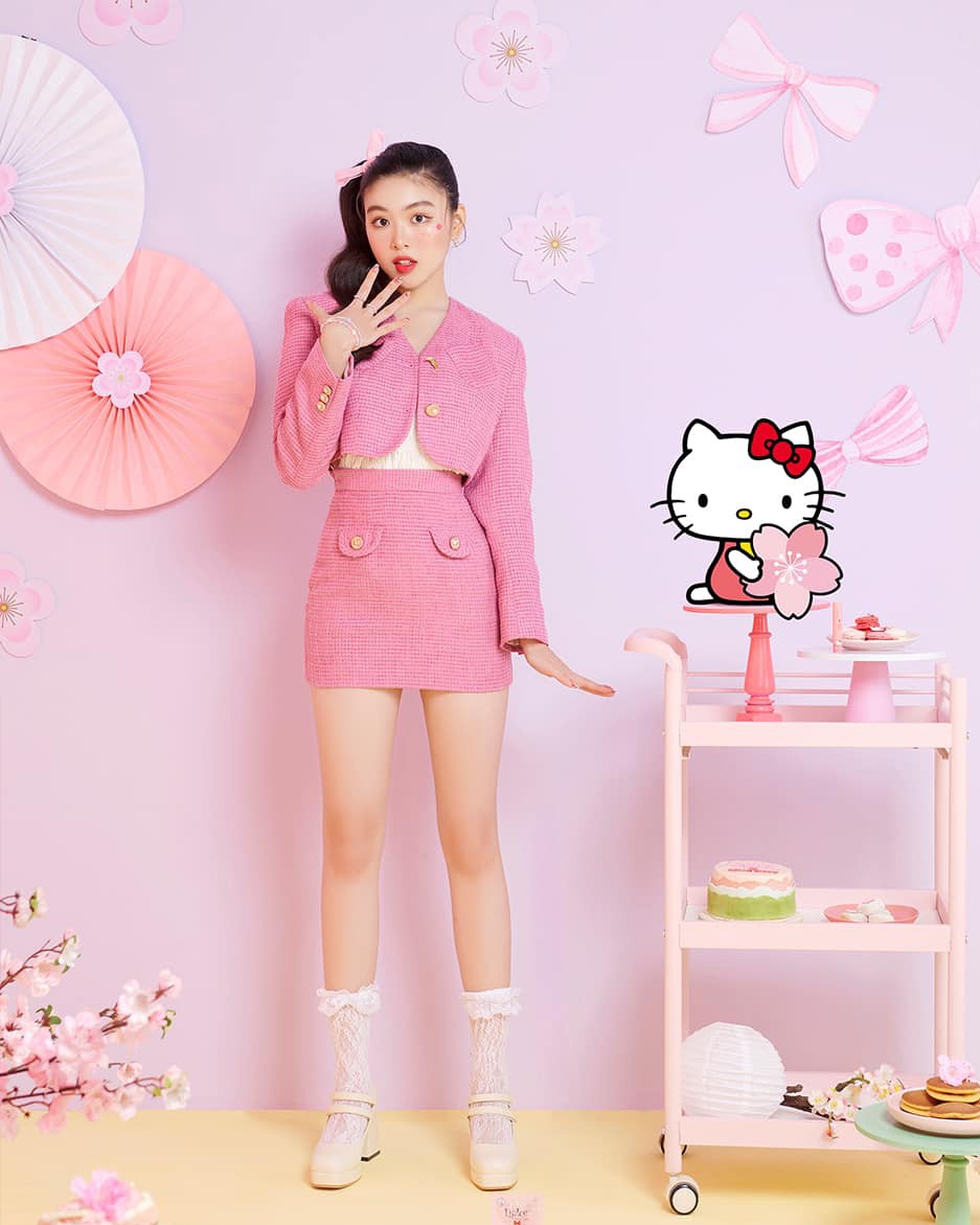 Ái nữ nhà MC Quyền Linh chuộng váy ngắn khoe chân dài tít tắp, dân tình khuyên nên vào showbiz - Ảnh 1 Ái nữ nhà MC Quyền Linh chuộng váy ngắn khoe chân dài tít tắp, dân tình khuyên nên vào showbiz - Ảnh 1