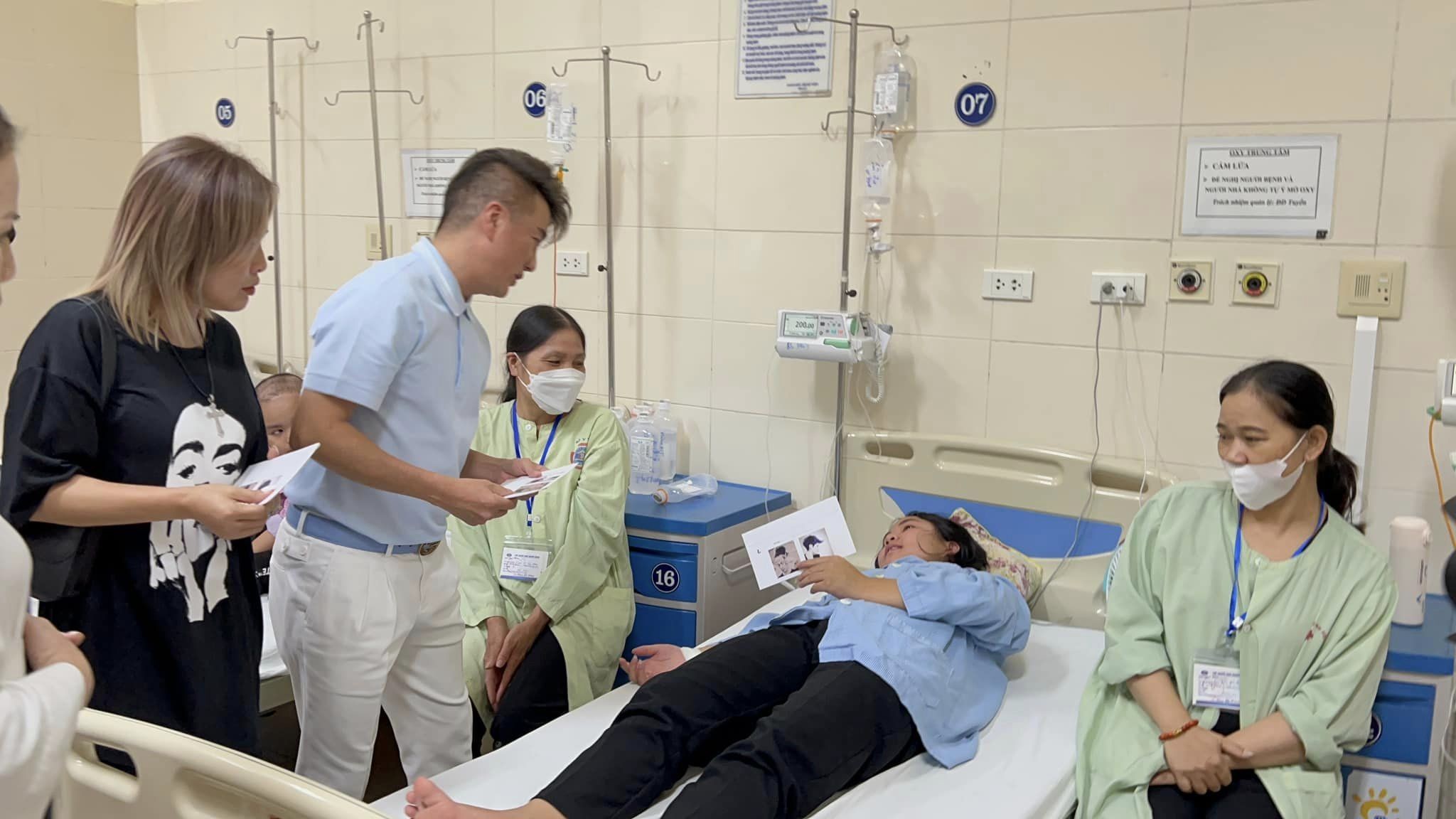 Việc làm của Đàm Vĩnh Hưng nhận về nhiều khen ngợi Việc làm của Đàm Vĩnh Hưng nhận về nhiều khen ngợi