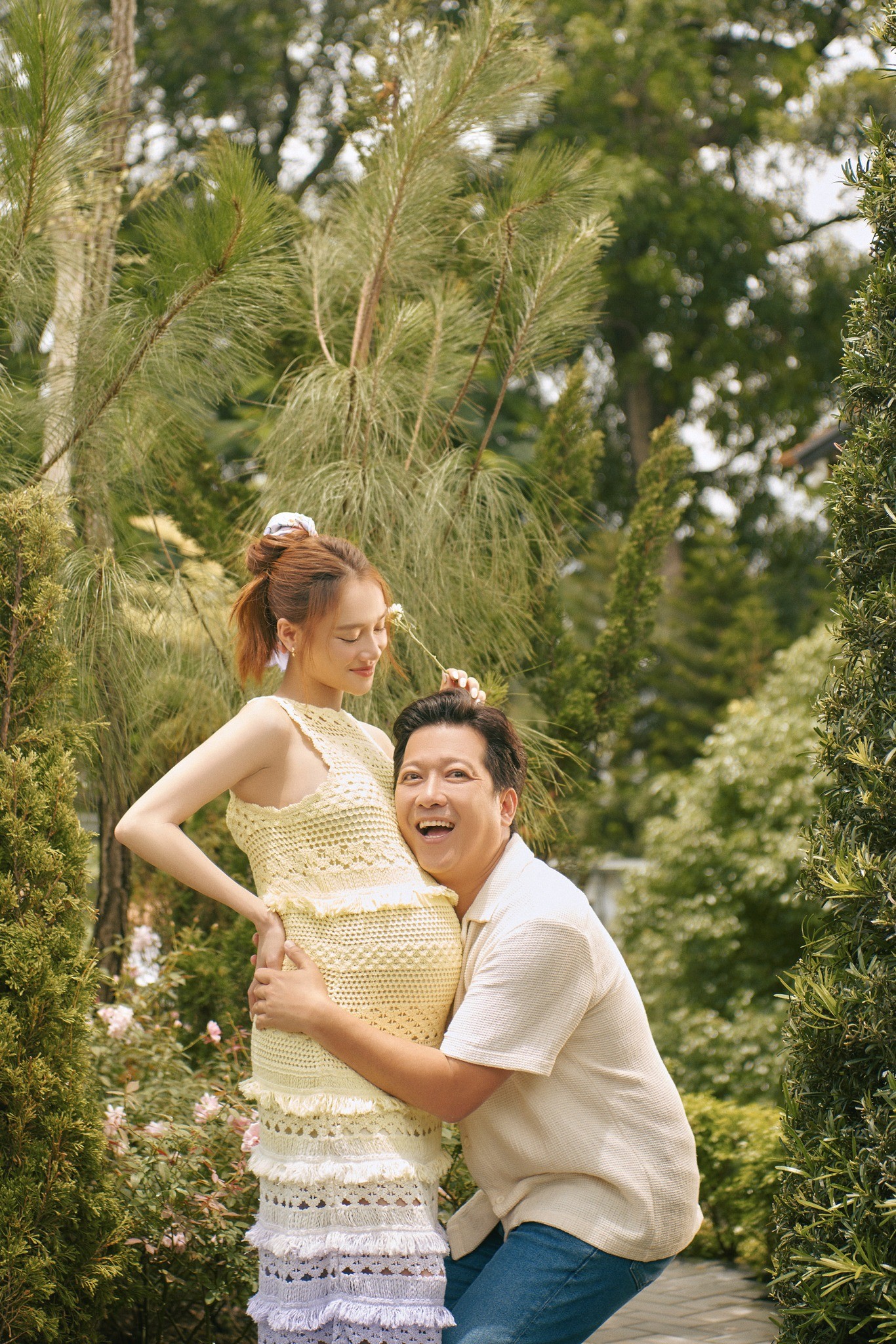 Nhã Phương thông báo mang thai lần 2 vào cuối tháng 4/2023 nhân dịp sinh nhật ông xã Trường Giang