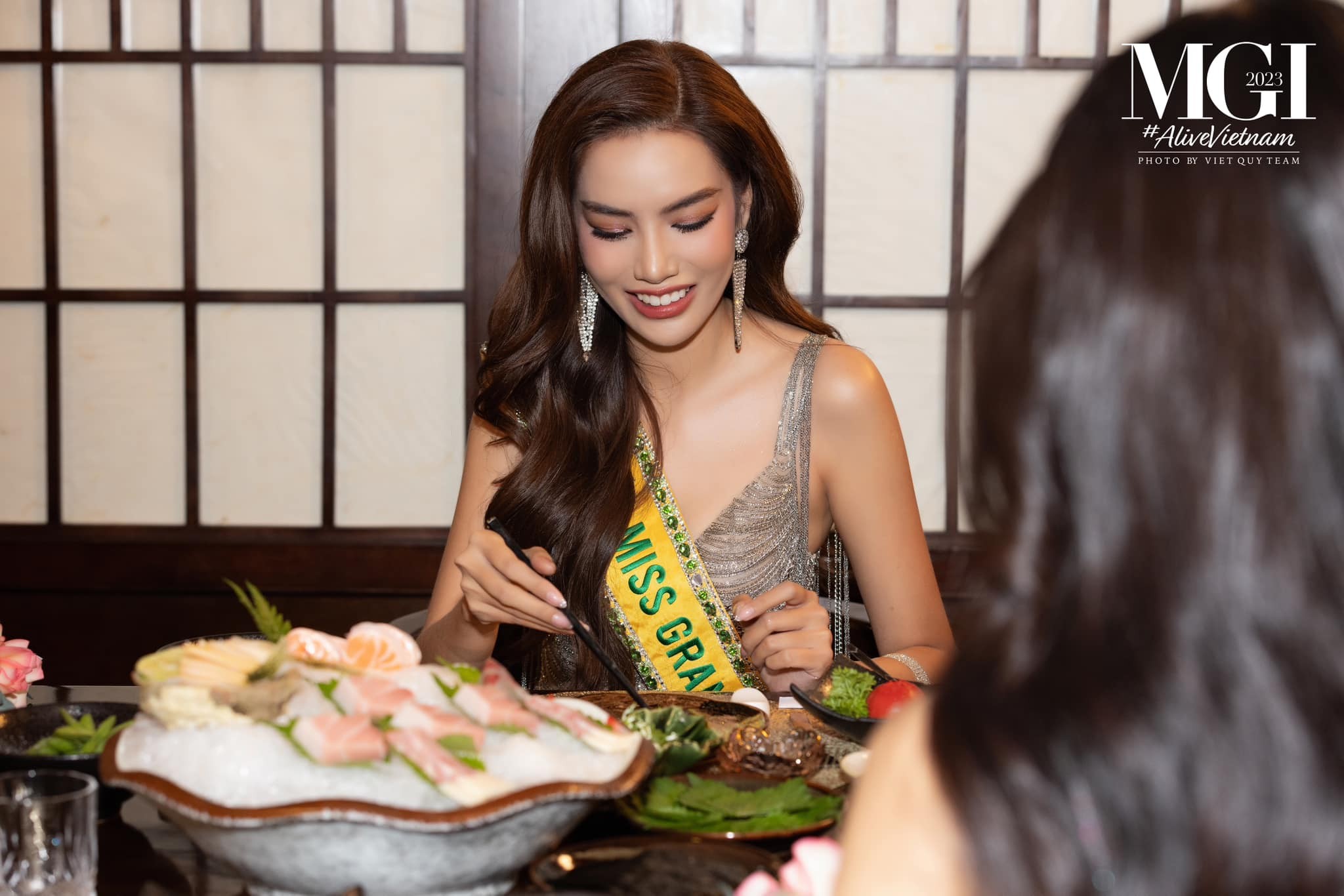 Lê Hoàng Phương xuất hiện với diện mạo kinh diễm