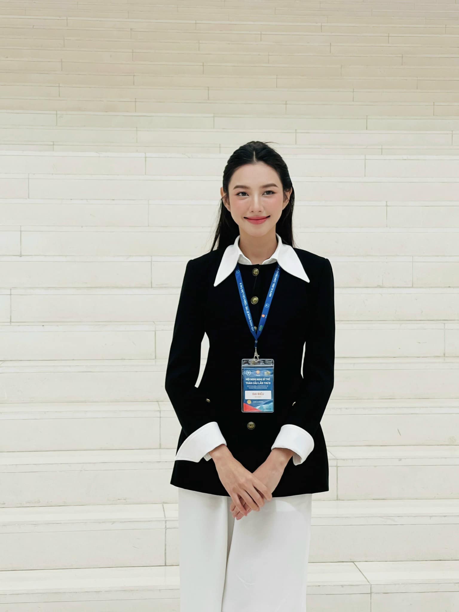 Khoảnh khắc đắt giá của Thùy Tiên tại LHP Busan, có bị 'át vía' khi chung hình với sao quốc tế? - Ảnh 2 Khoảnh khắc đắt giá của Thùy Tiên tại LHP Busan, có bị 'át vía' khi chung hình với sao quốc tế? - Ảnh 2