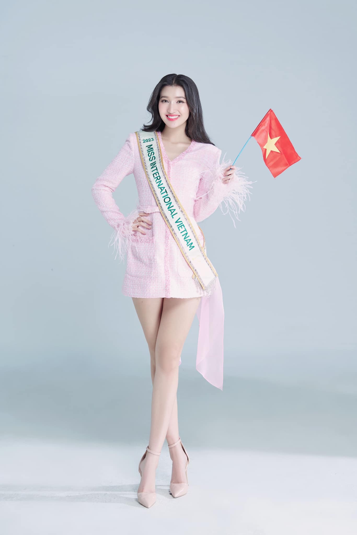 Hành trình chinh phục vương miện Miss International 2023 của Phương Nhi luôn có sự ủng hộ, đồng hành của khán giả nước nhà Hành trình chinh phục vương miện Miss International 2023 của Phương Nhi luôn có sự ủng hộ, đồng hành của khán giả nước nhà 