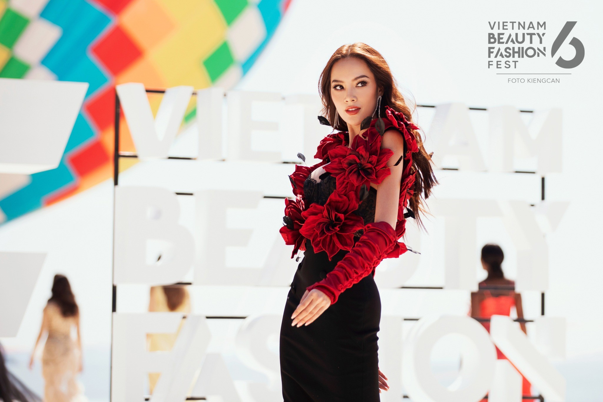 'Đường đua ảo' của Miss Grand International 2023: Cơ hội nào cho Lê Hoàng Phương? - Ảnh 1 'Đường đua ảo' của Miss Grand International 2023: Cơ hội nào cho Lê Hoàng Phương? - Ảnh 1