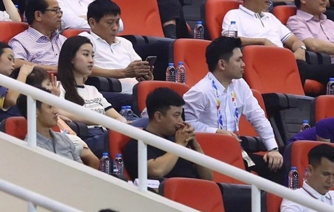 Đỗ Mỹ Linh tái xuất sau sinh con đầu lòng Đỗ Mỹ Linh tái xuất sau sinh con đầu lòng