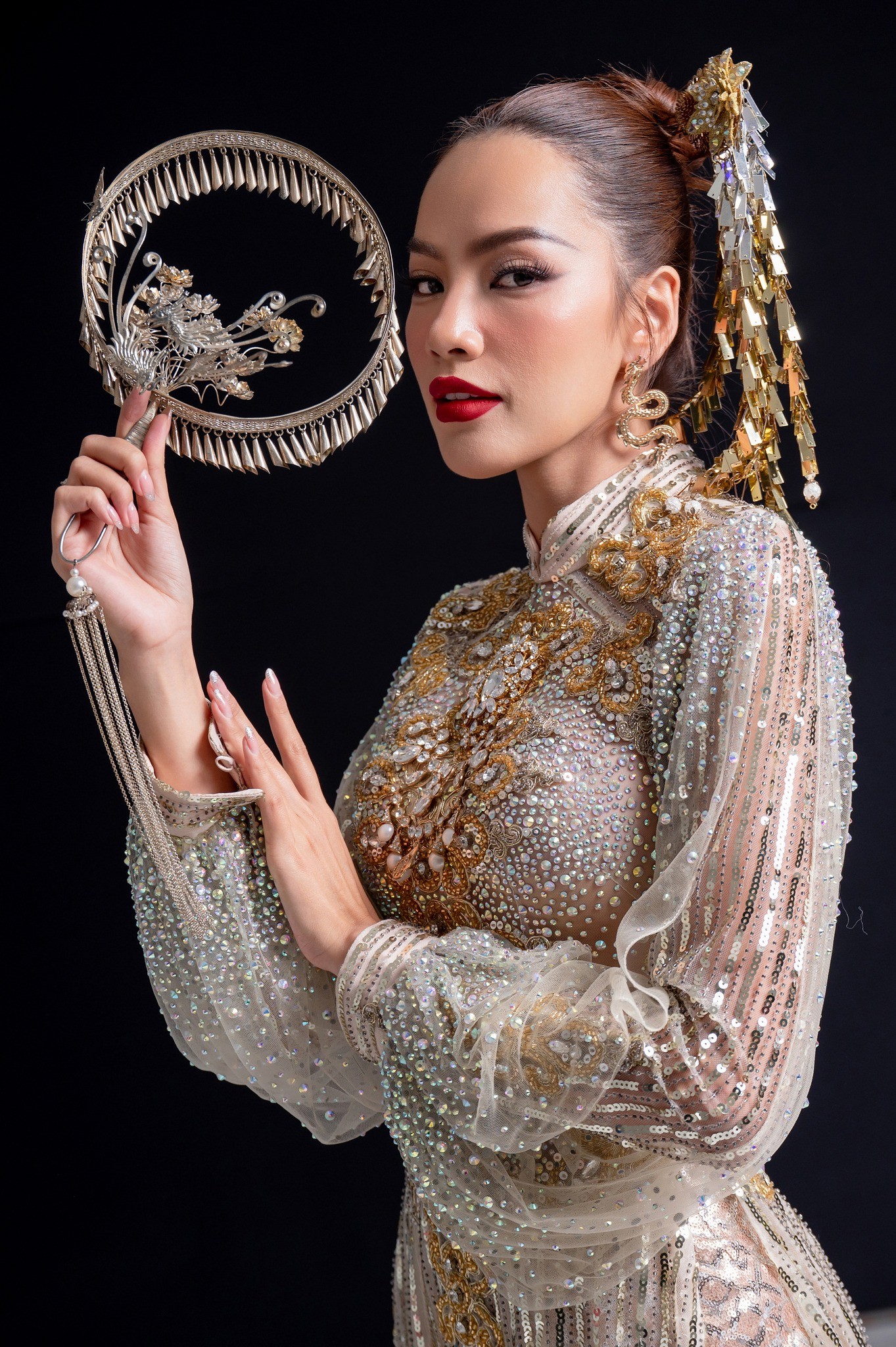 Những gì cô nàng đang thể hiện khiến người hâm mộ không khỏi tự hào Những gì cô nàng đang thể hiện khiến người hâm mộ không khỏi tự hào