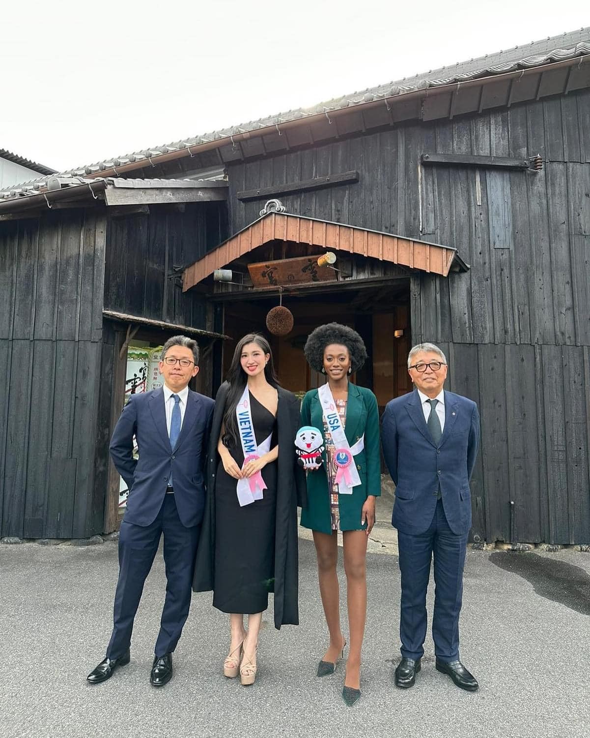 Phong độ của Phương Nhi tại Miss International 2023: Xứng tầm ‘hổ chiến’ ở chặng đua cuối - Ảnh 1 Phong độ của Phương Nhi tại Miss International 2023: Xứng tầm ‘hổ chiến’ ở chặng đua cuối - Ảnh 1
